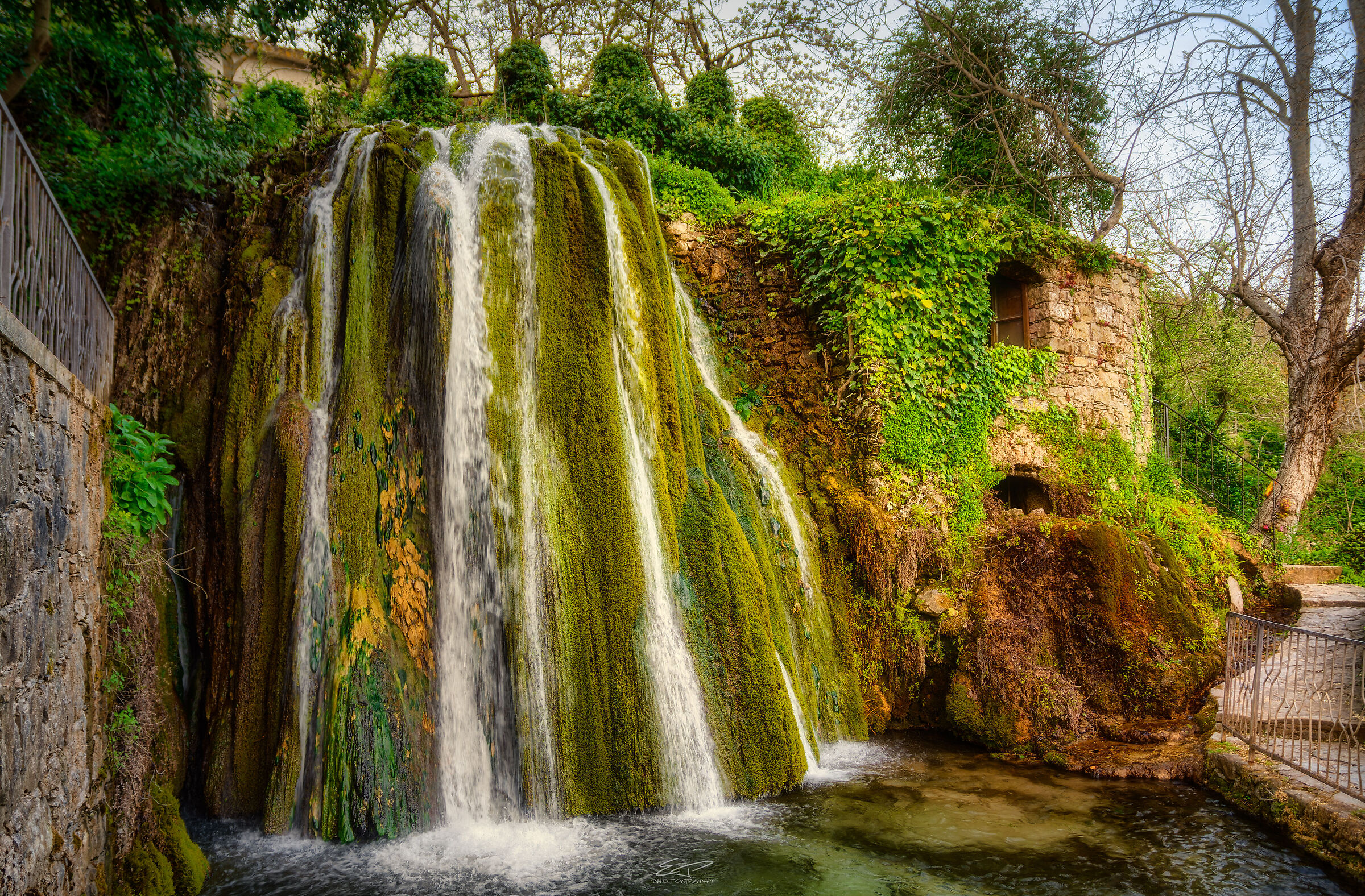 Valentine's waterfall.