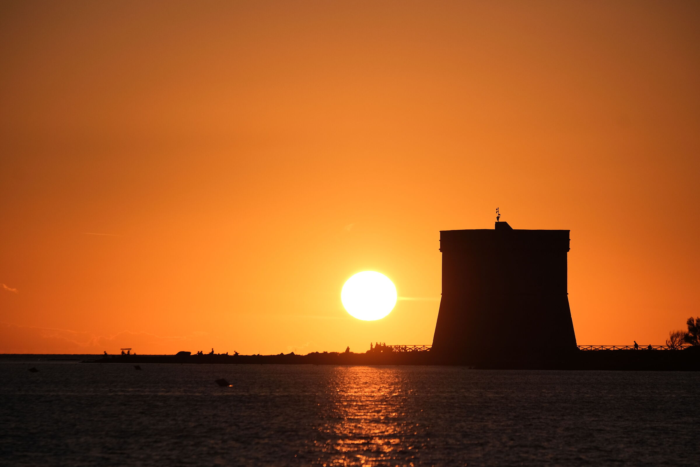 Tramonto Porto Cesareo su Torre Chianca
