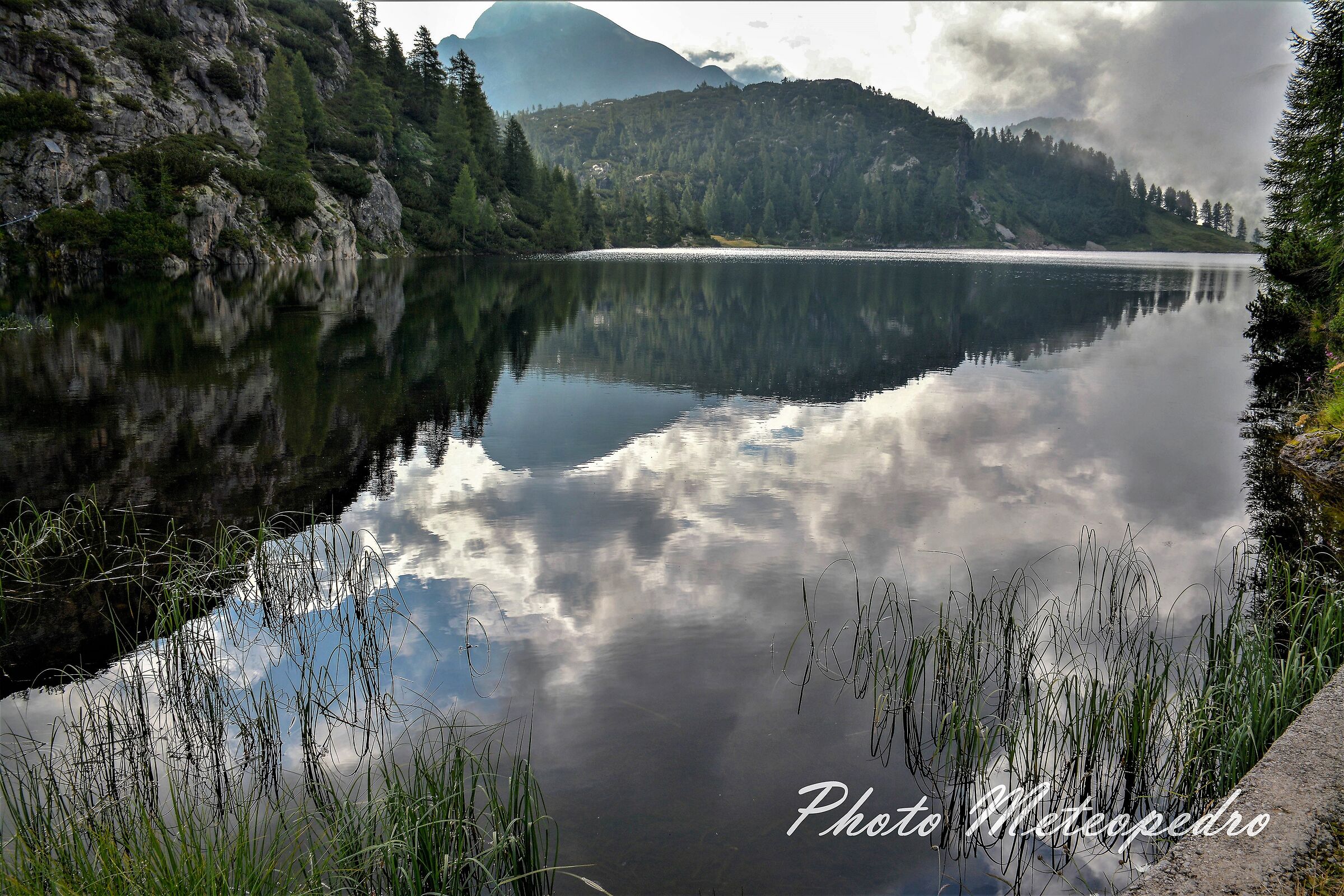 Autumn at Lake Marcio
