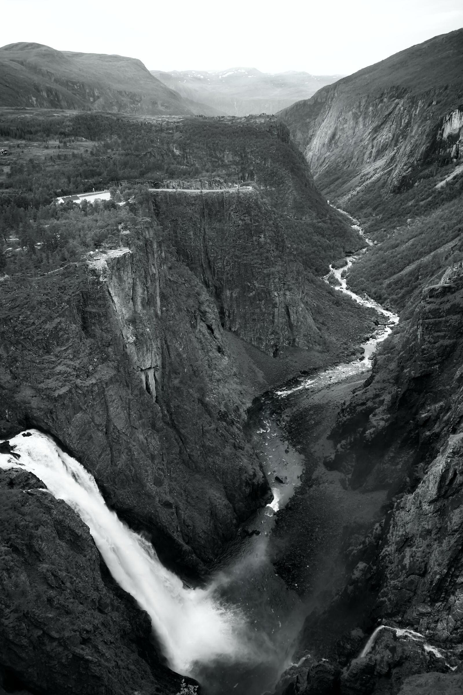 Vøringfossen b&n