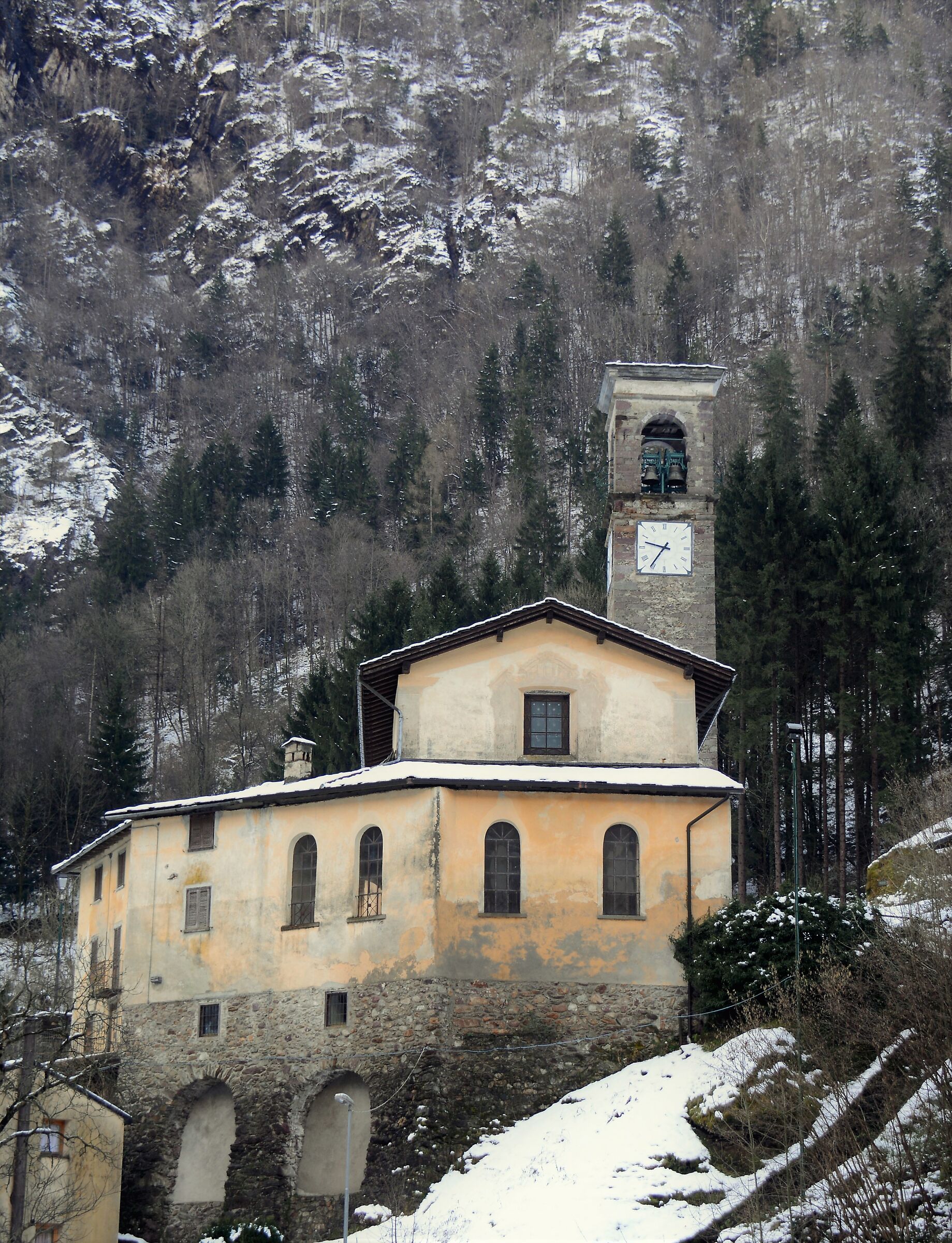 Isola Di Fondra Church