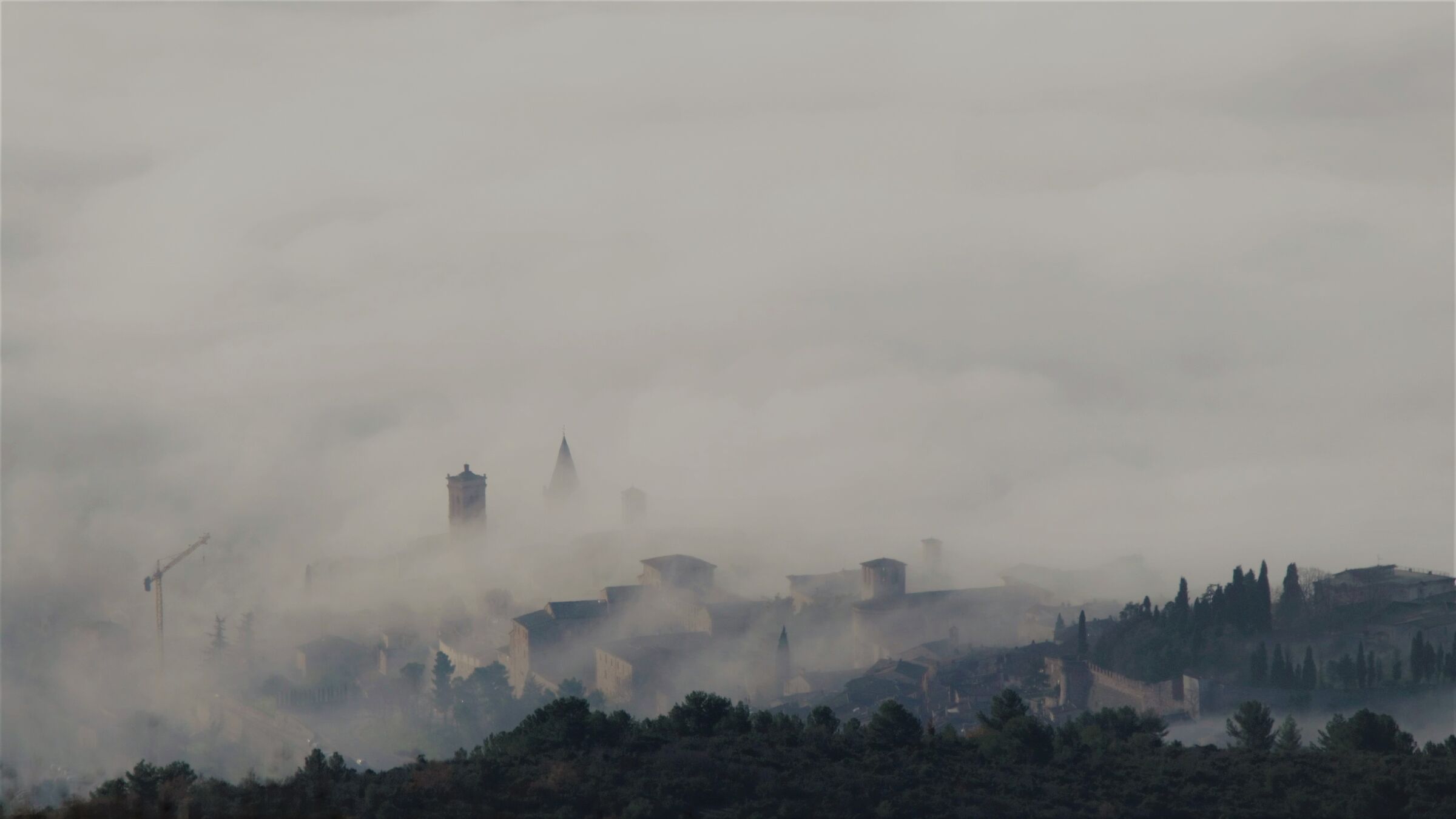 Spello, the fog
