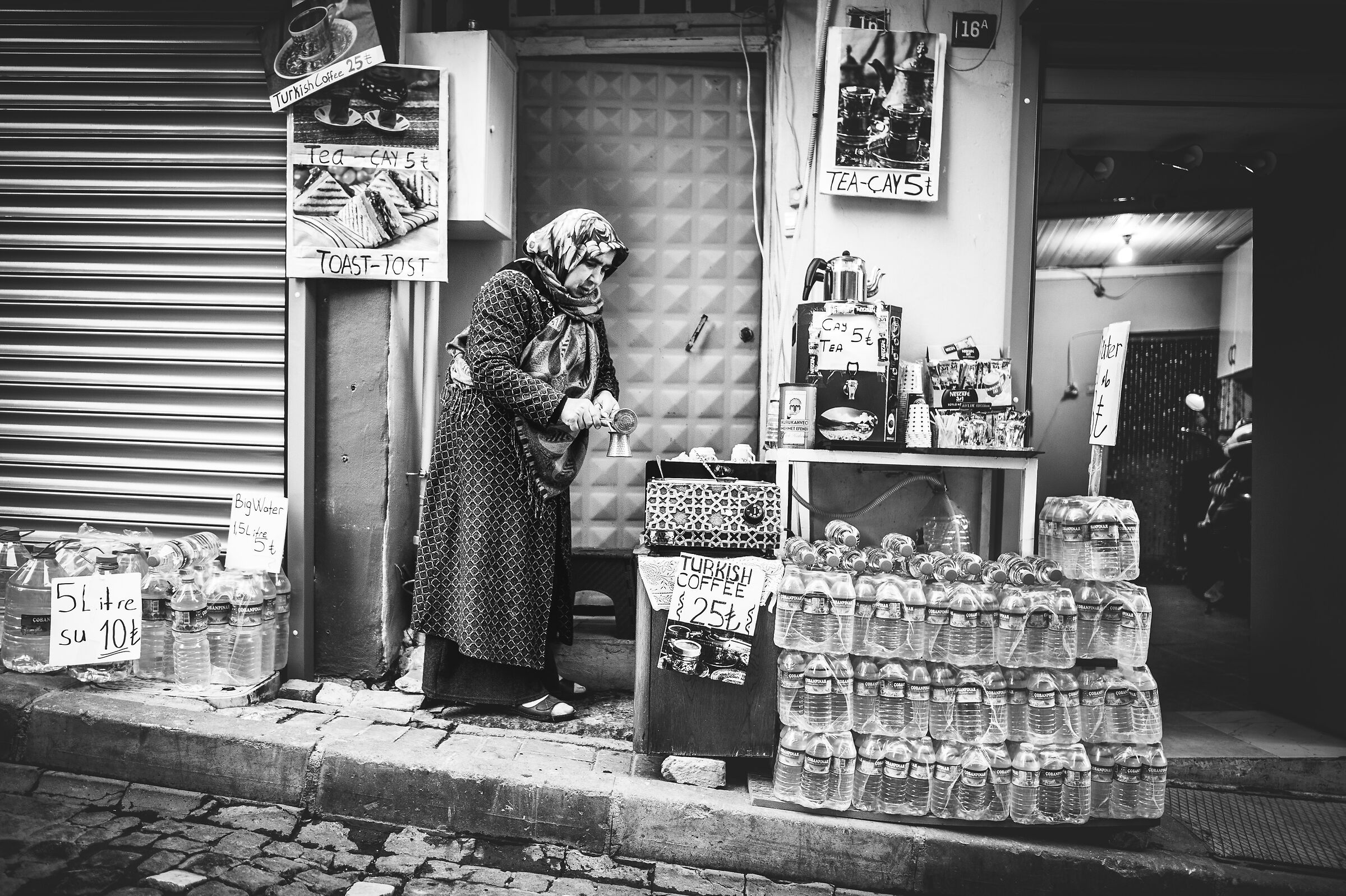 Daily work, Istanbul