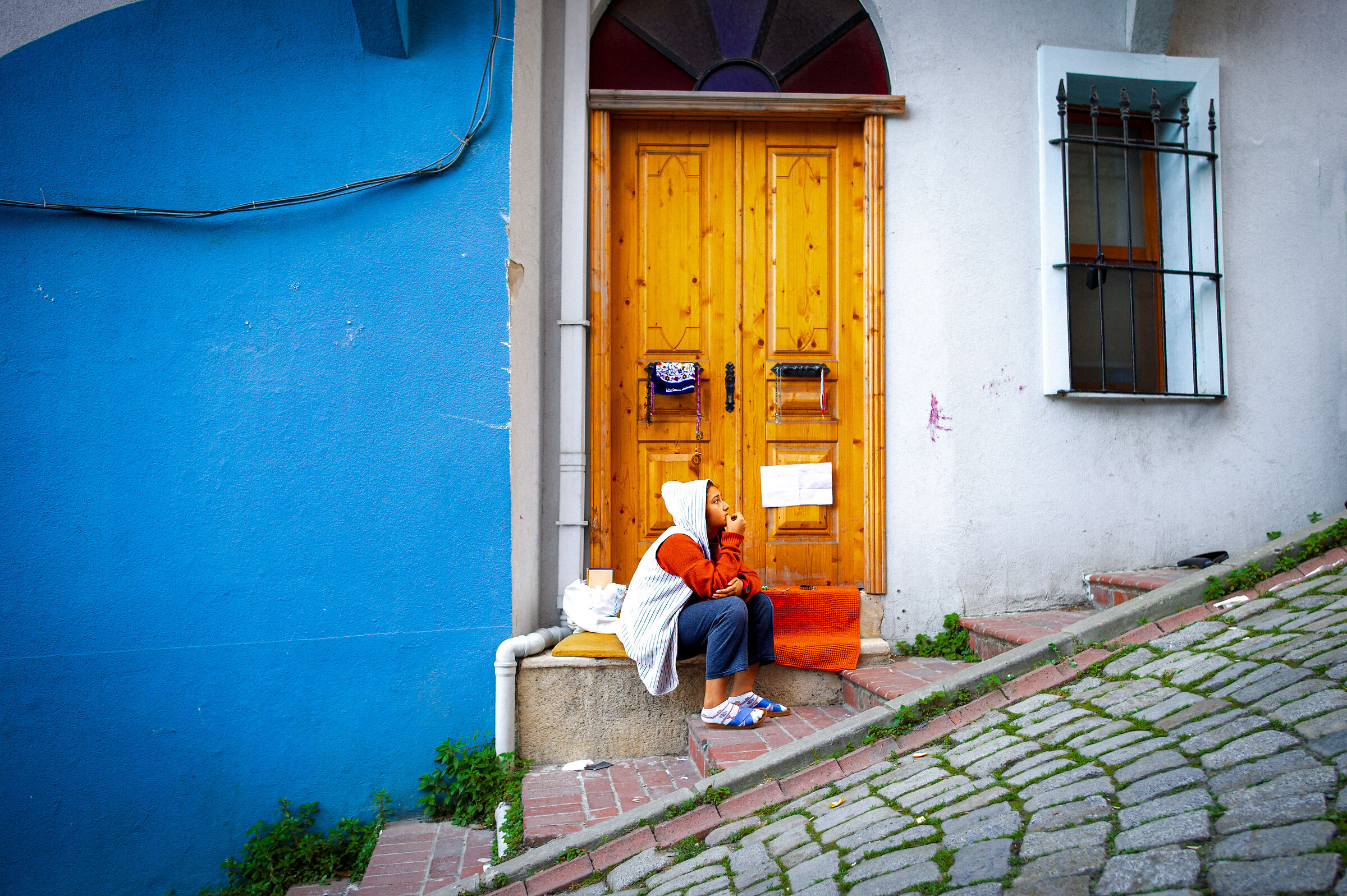 Little businesswoman, Istanbul