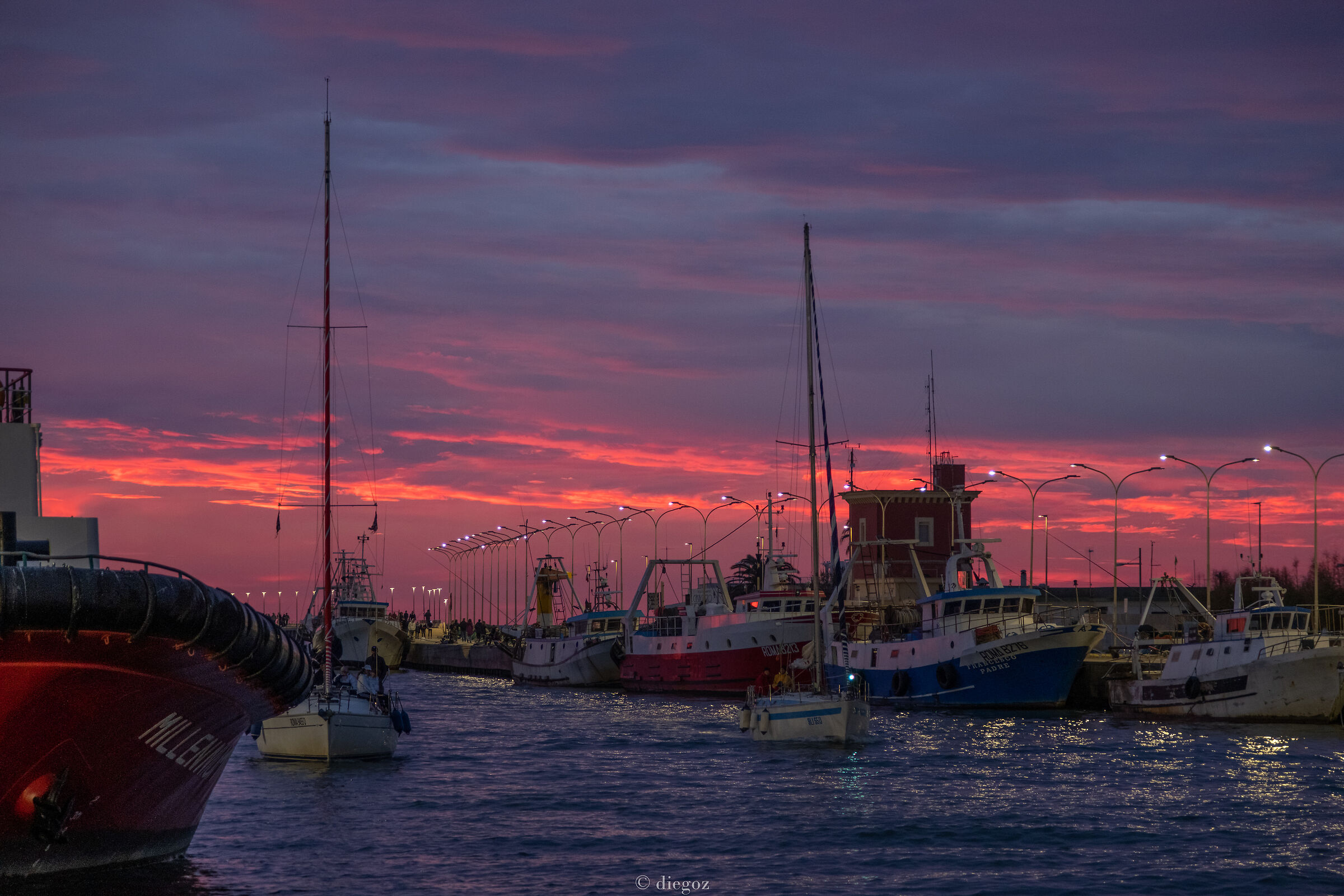 Return to a spectacular sunset