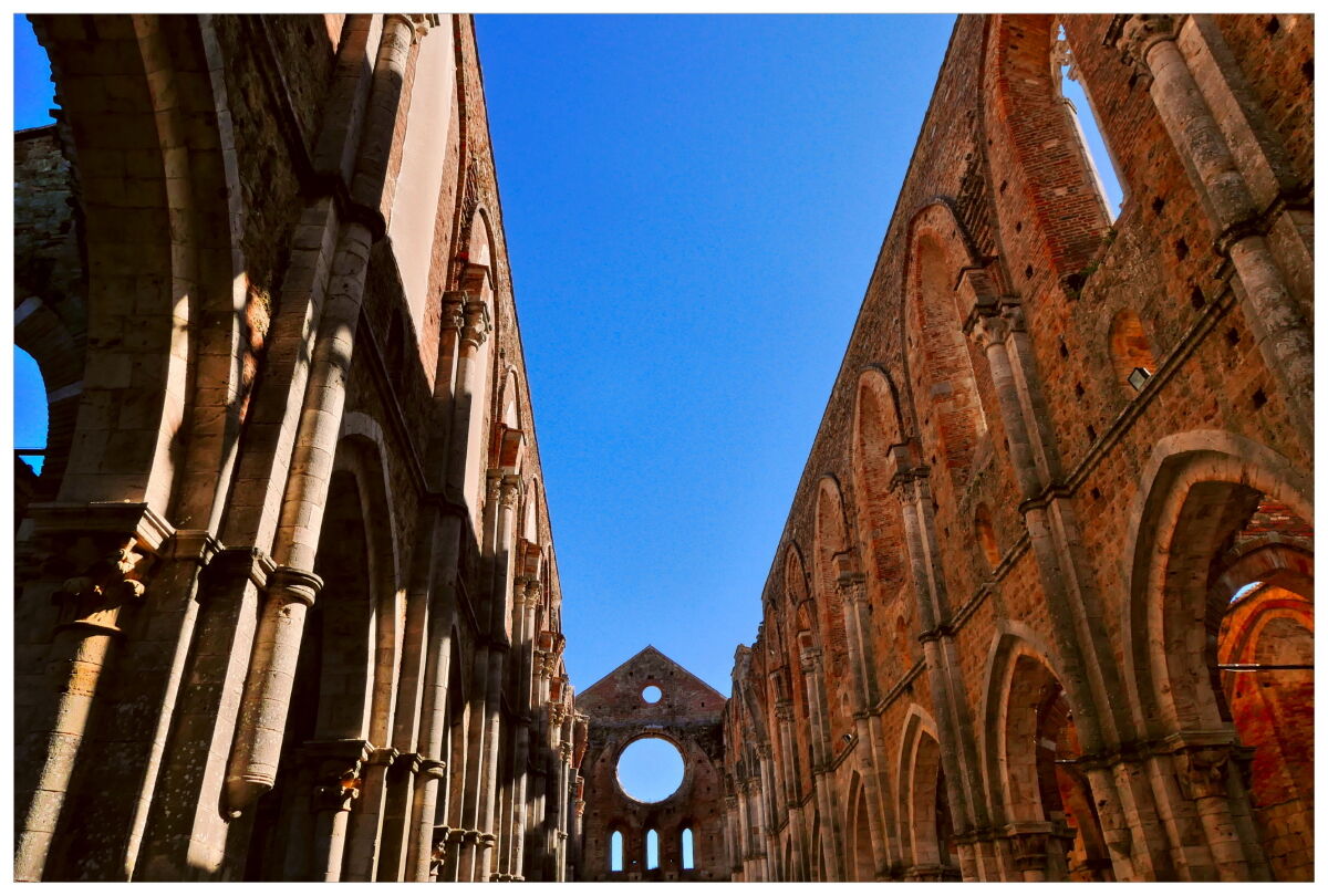 Abbazia di San Galgano (si), secondo me .... (2022)