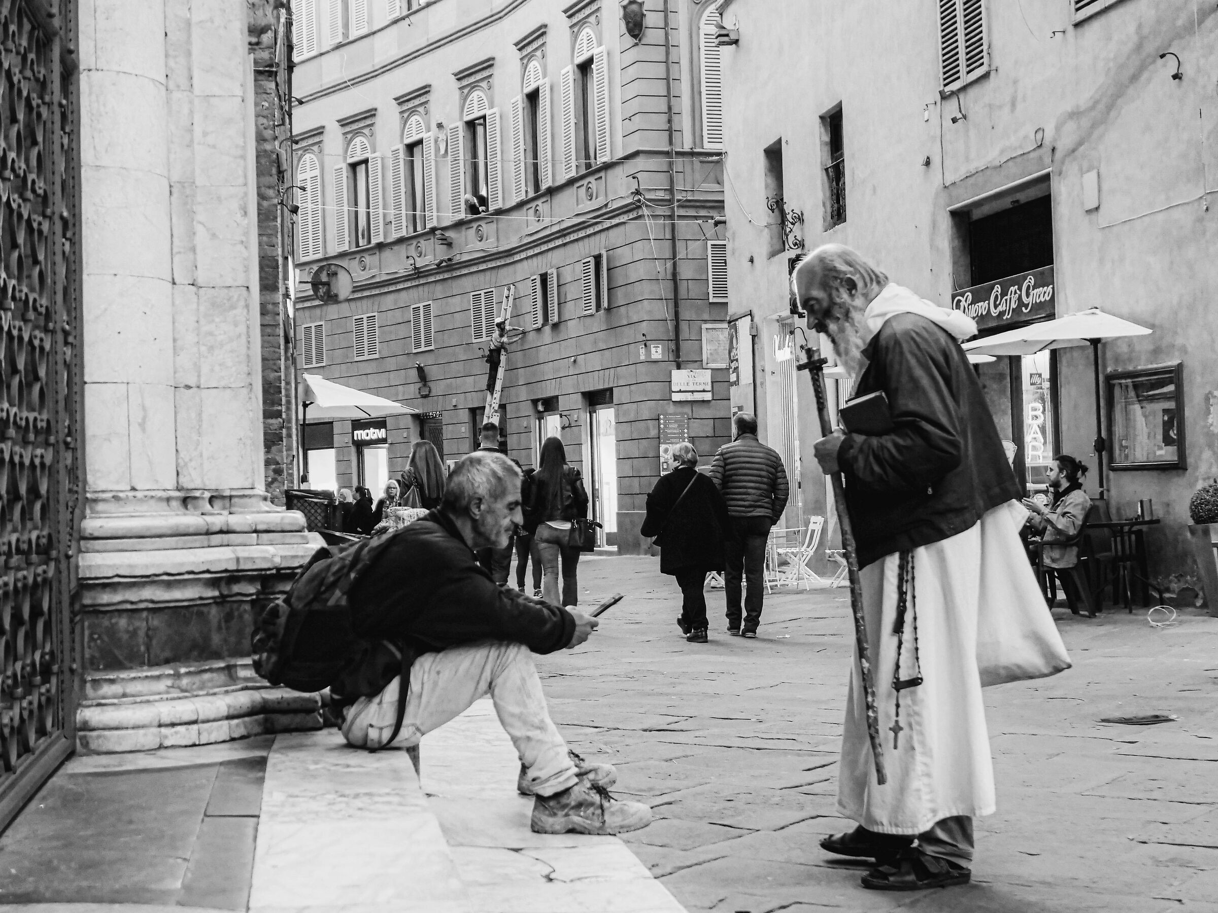 Biagio Conte durante la sua opera di missionario