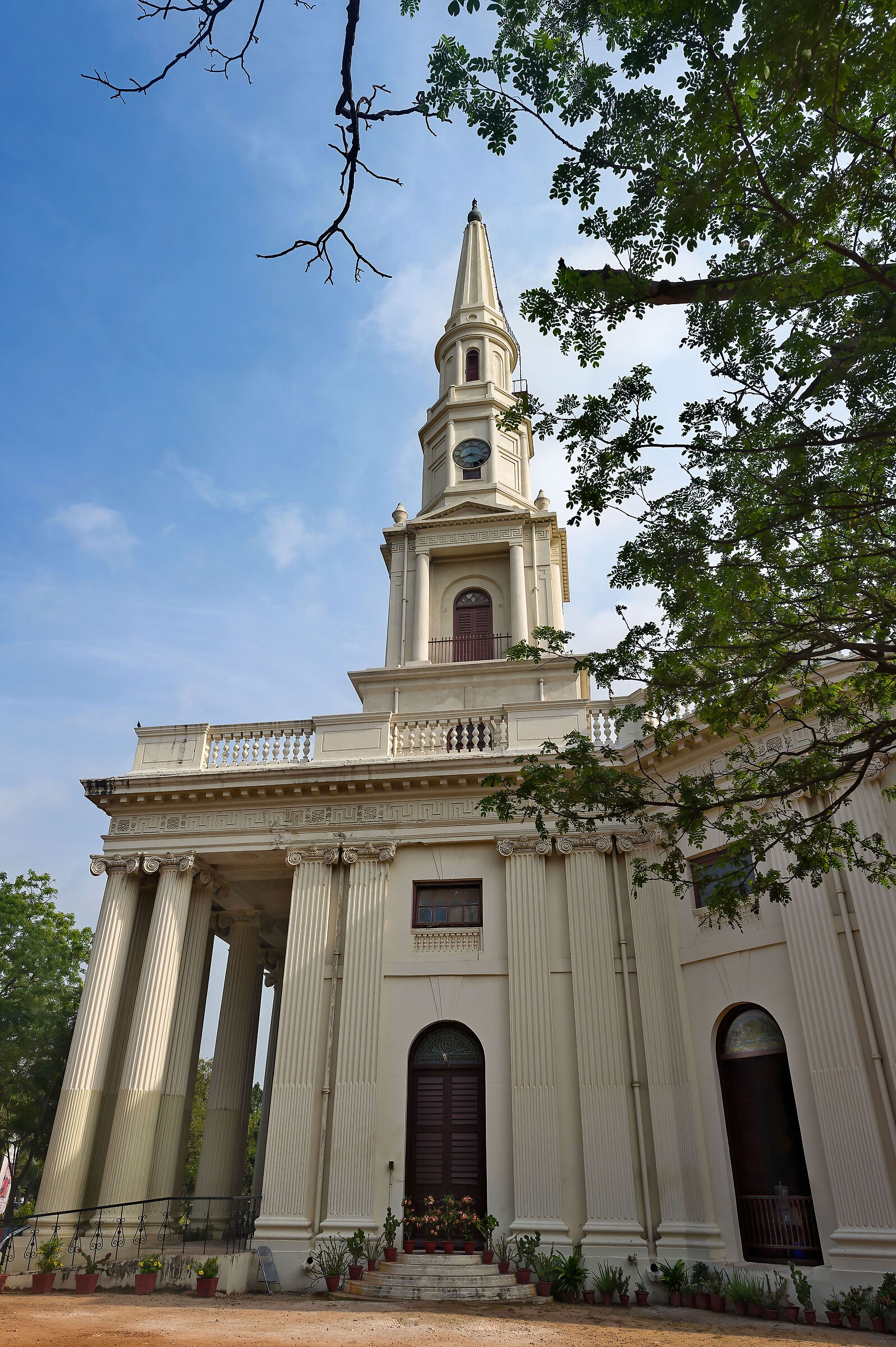 la St. Andrew's Kirk