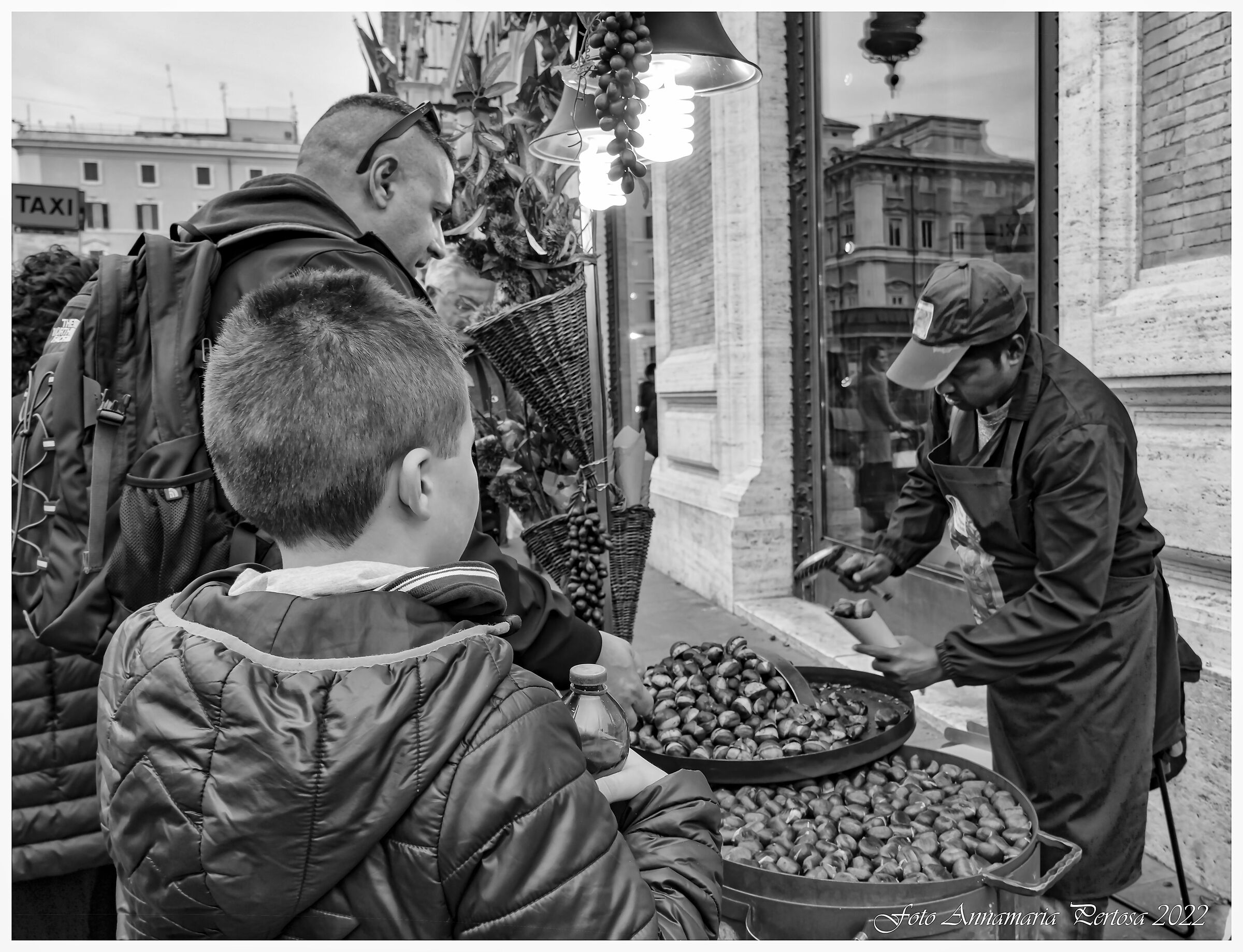 With the cold the first roasted chestnuts