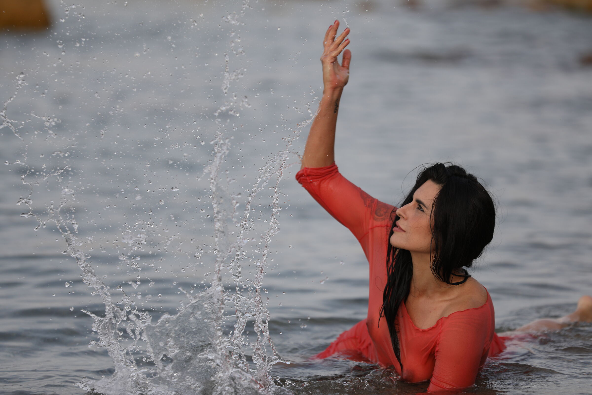 Jessica Play with ... water