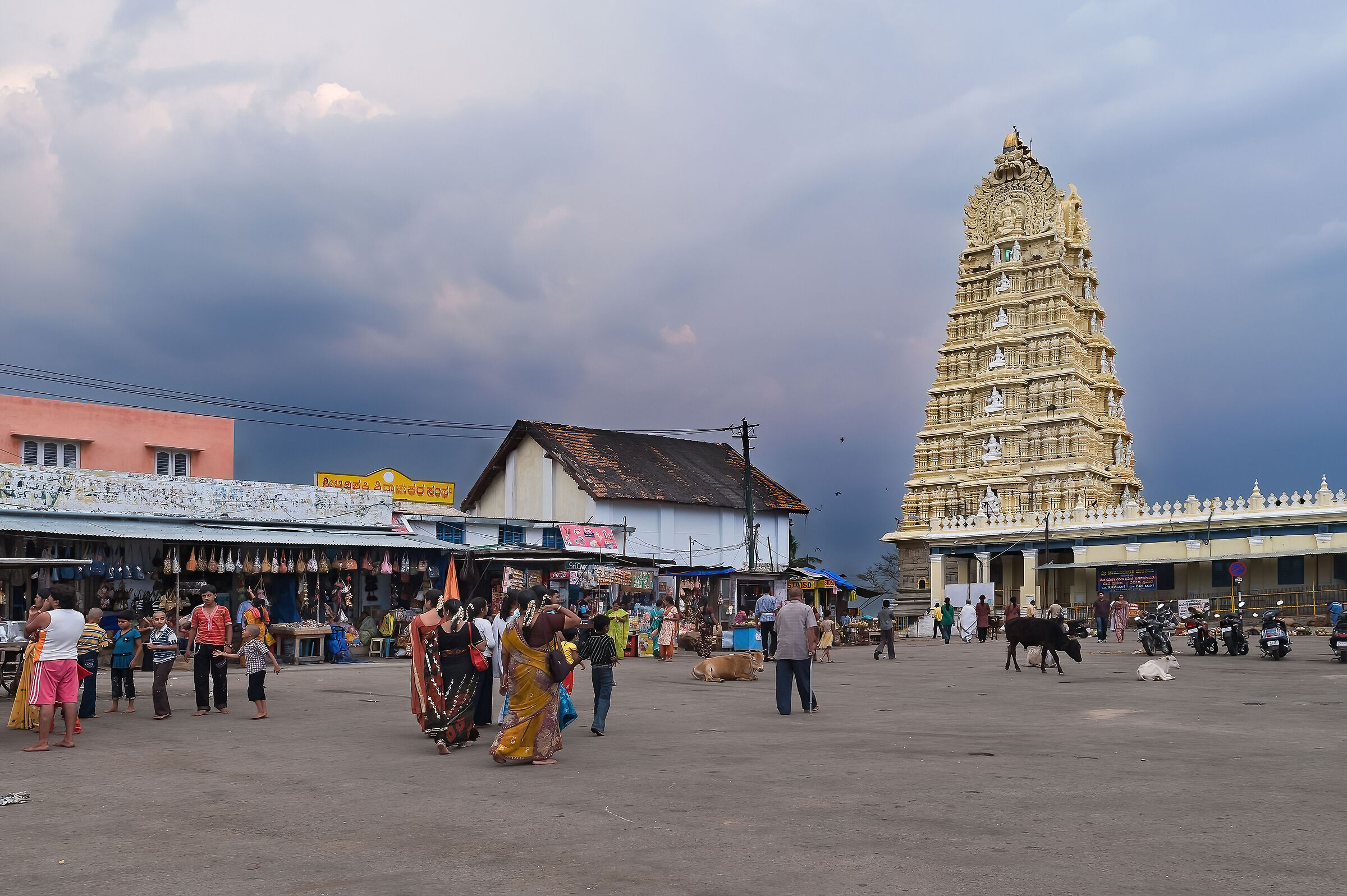 Chamundeshvari temple