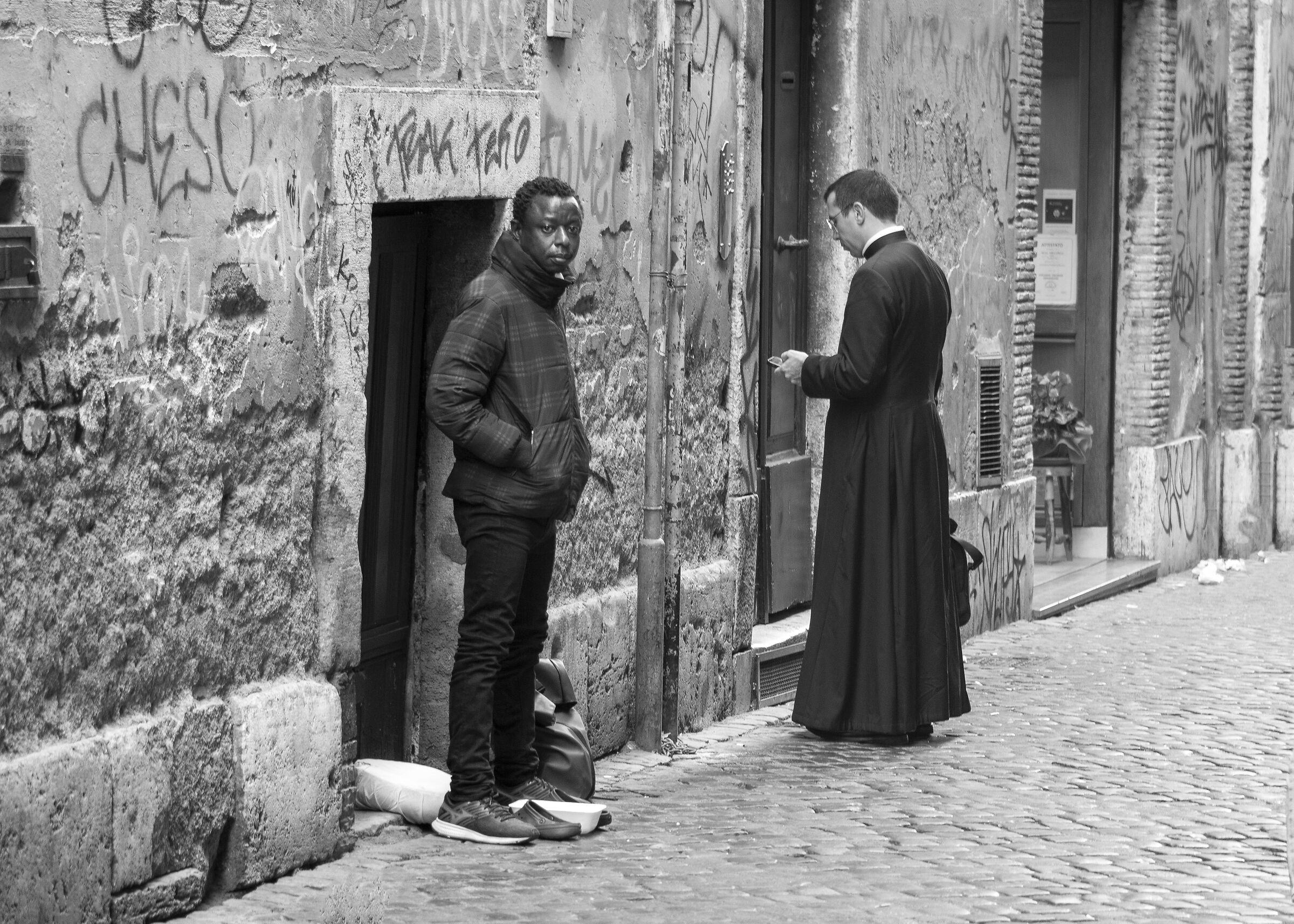 In the alleys of the eternal city...