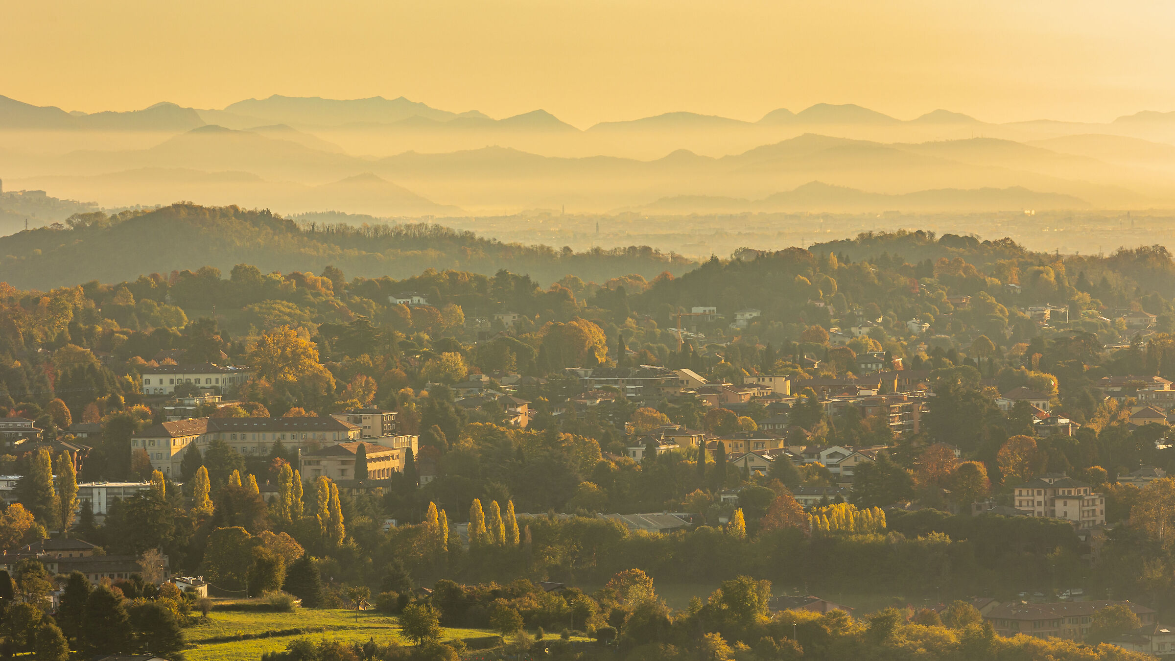 L'alba, vista Montevecchia.