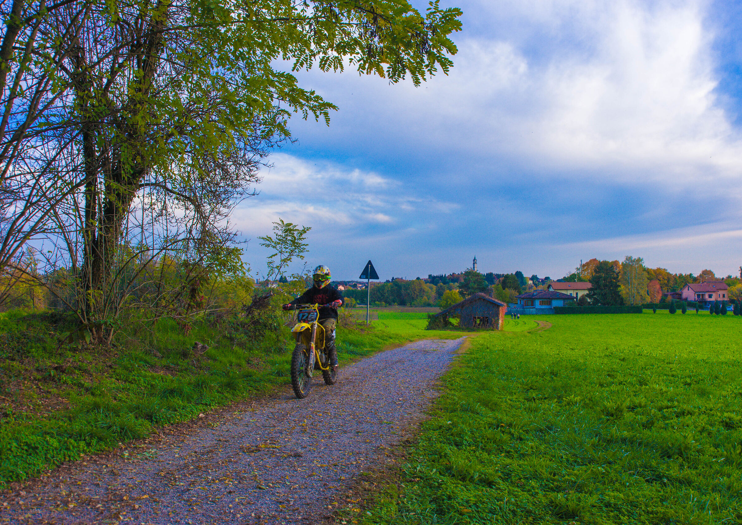 Moto enduro per i boschi