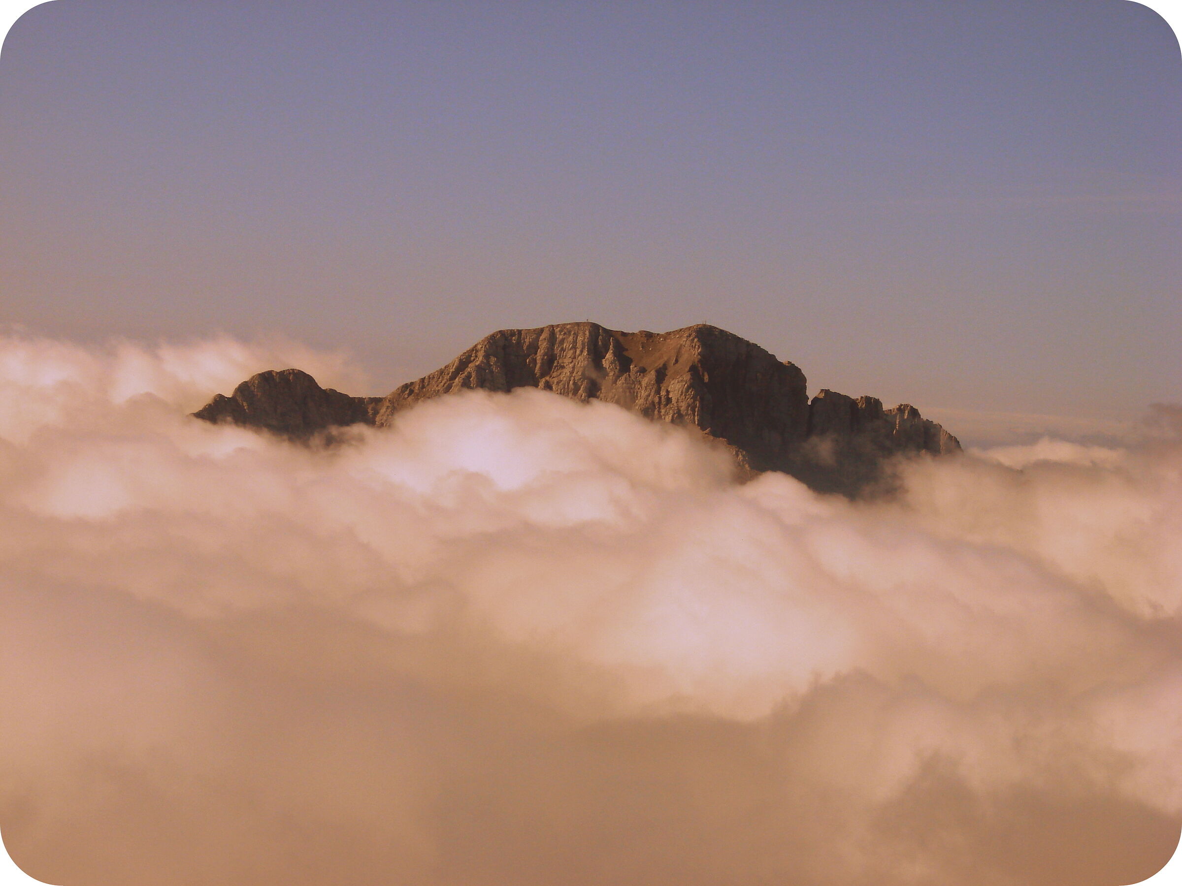 (466) See the top of the mountain