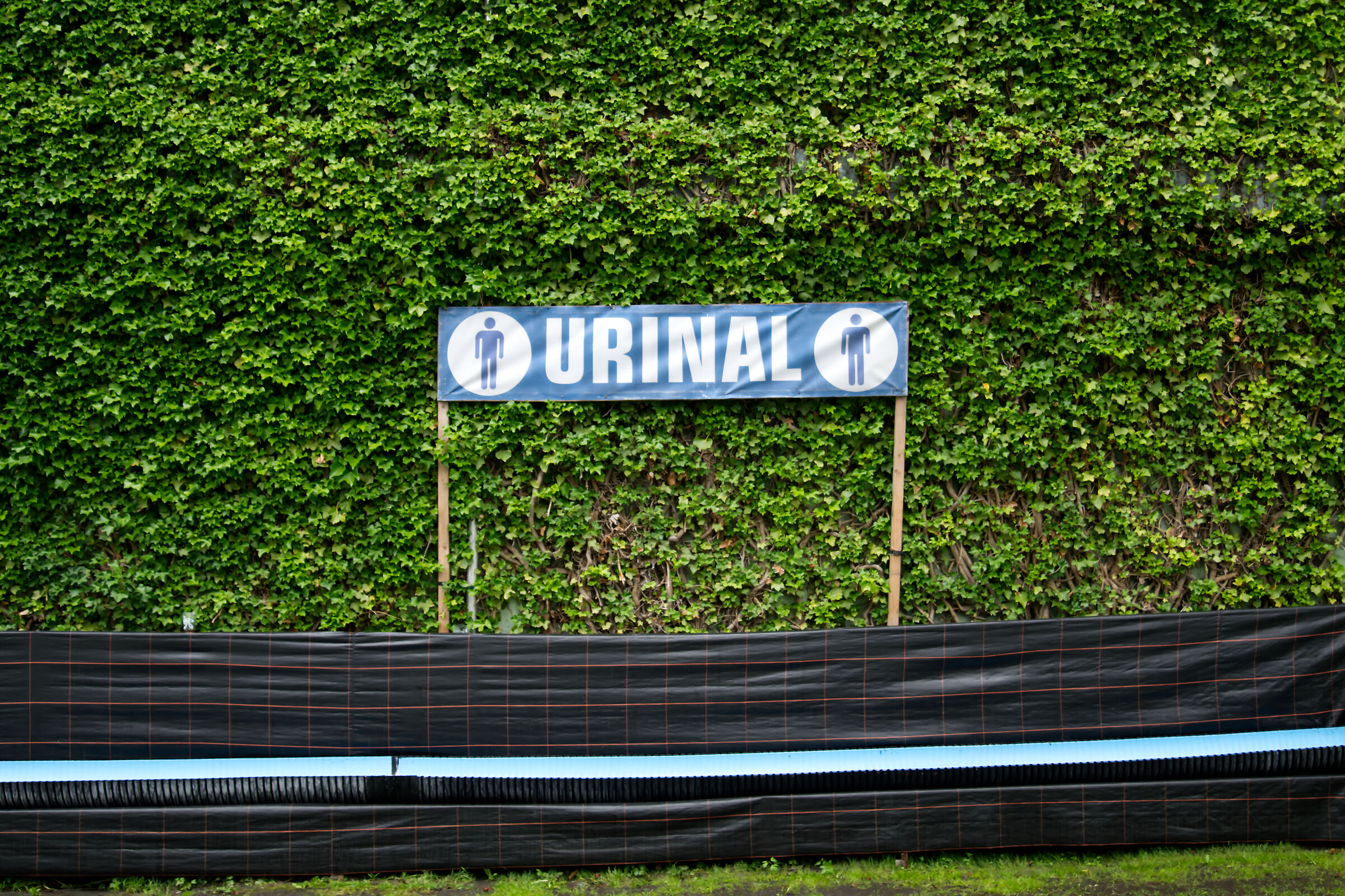 Urinal