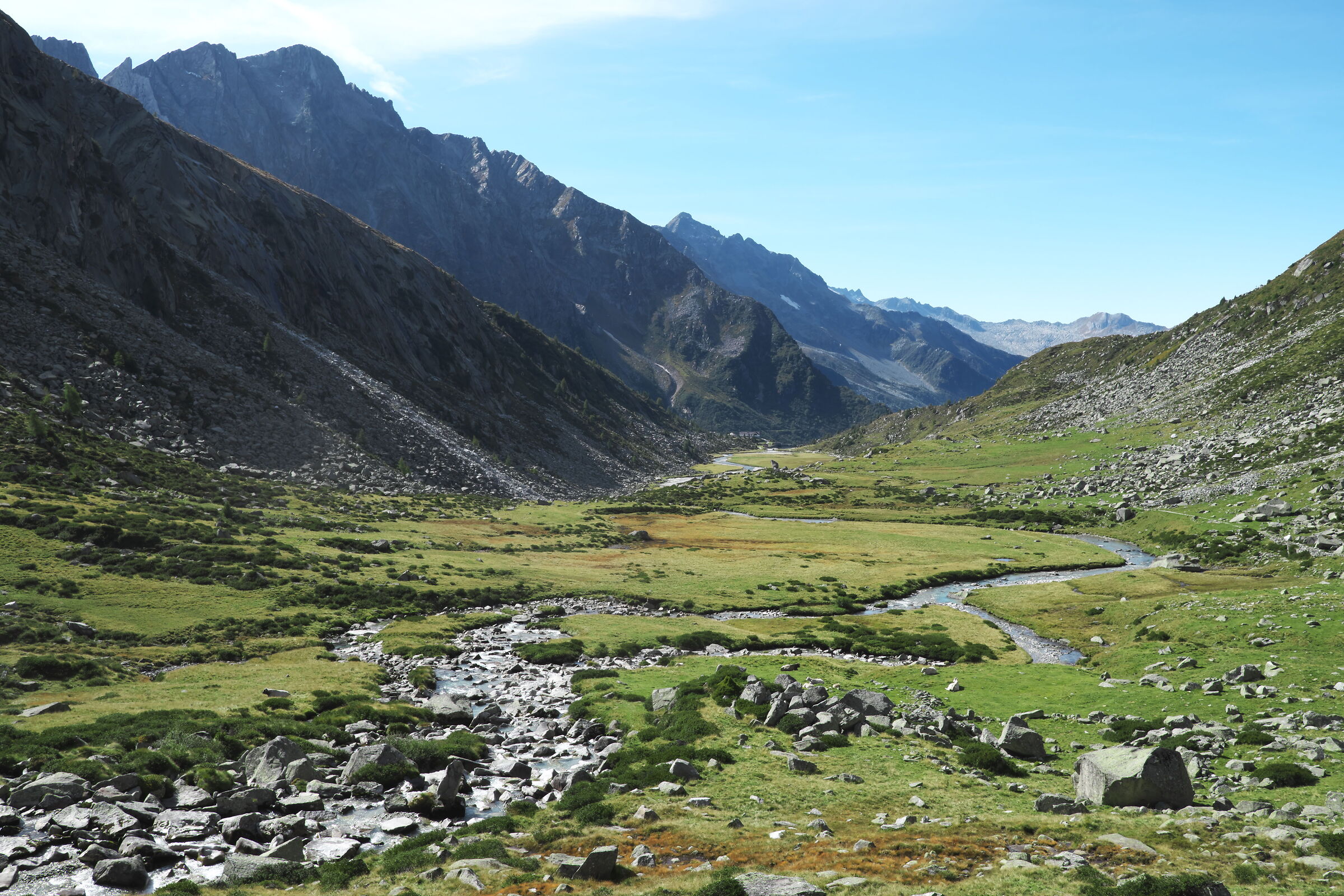 Beautiful Adamè Valley