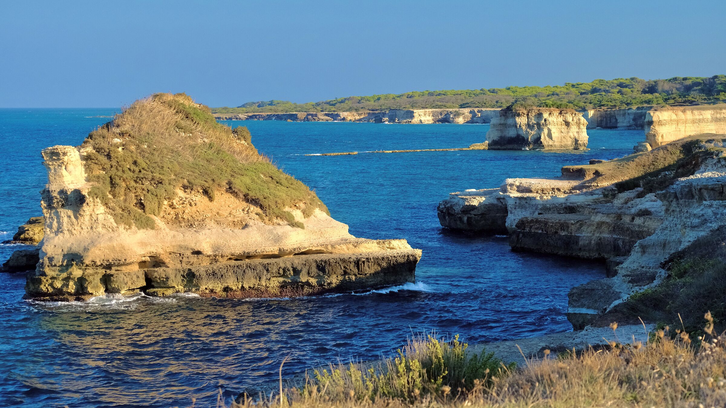 Tower of Sant Andrea - Scoglio de' lu Mbruficu