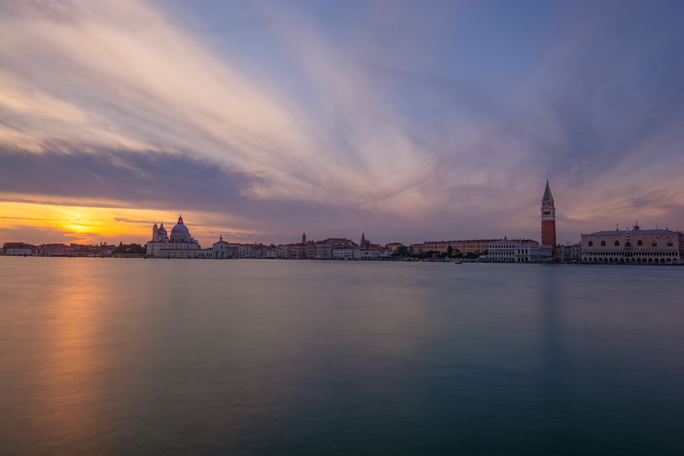 La Laguna al tramonto