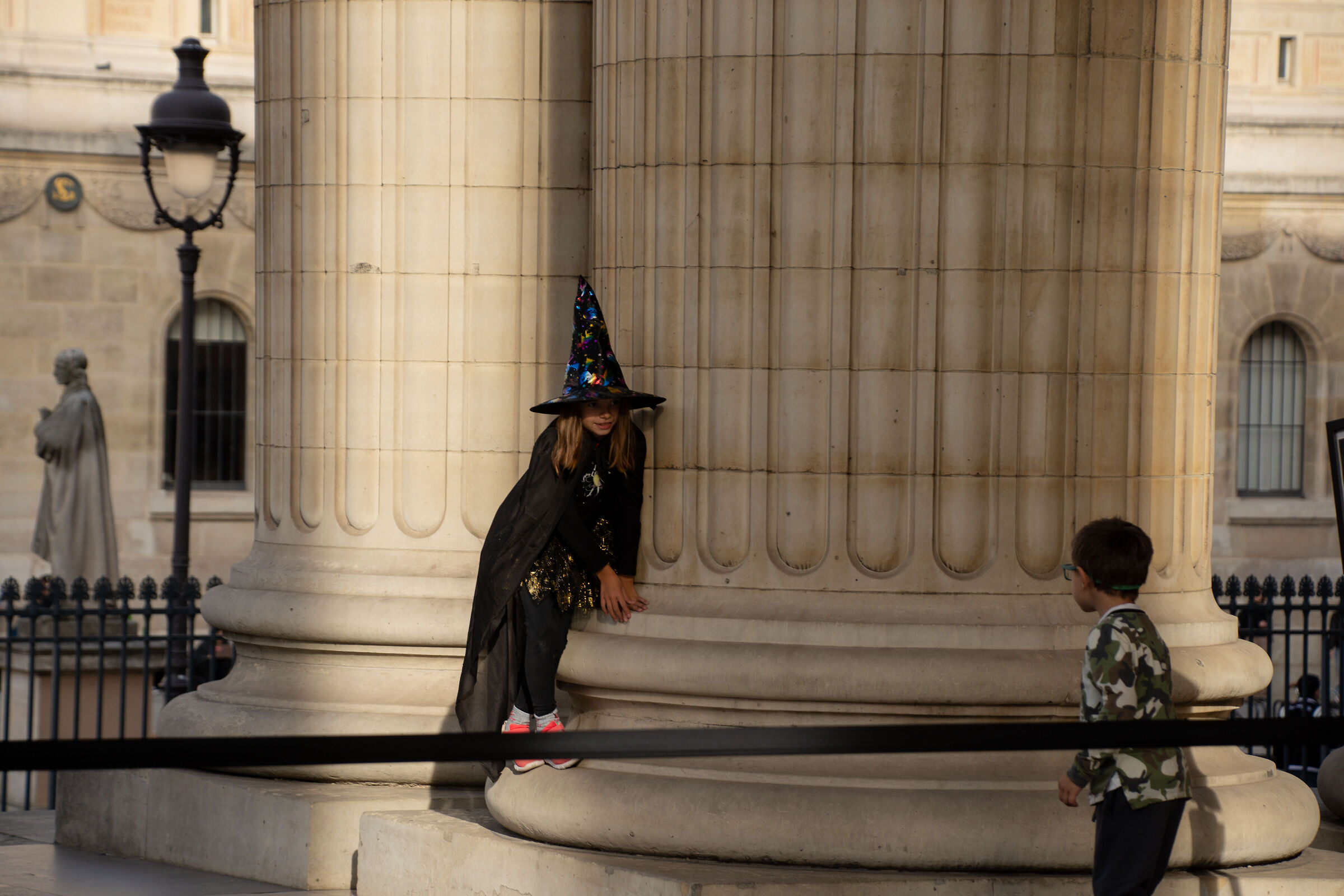 Come!!! I'll do you magic.