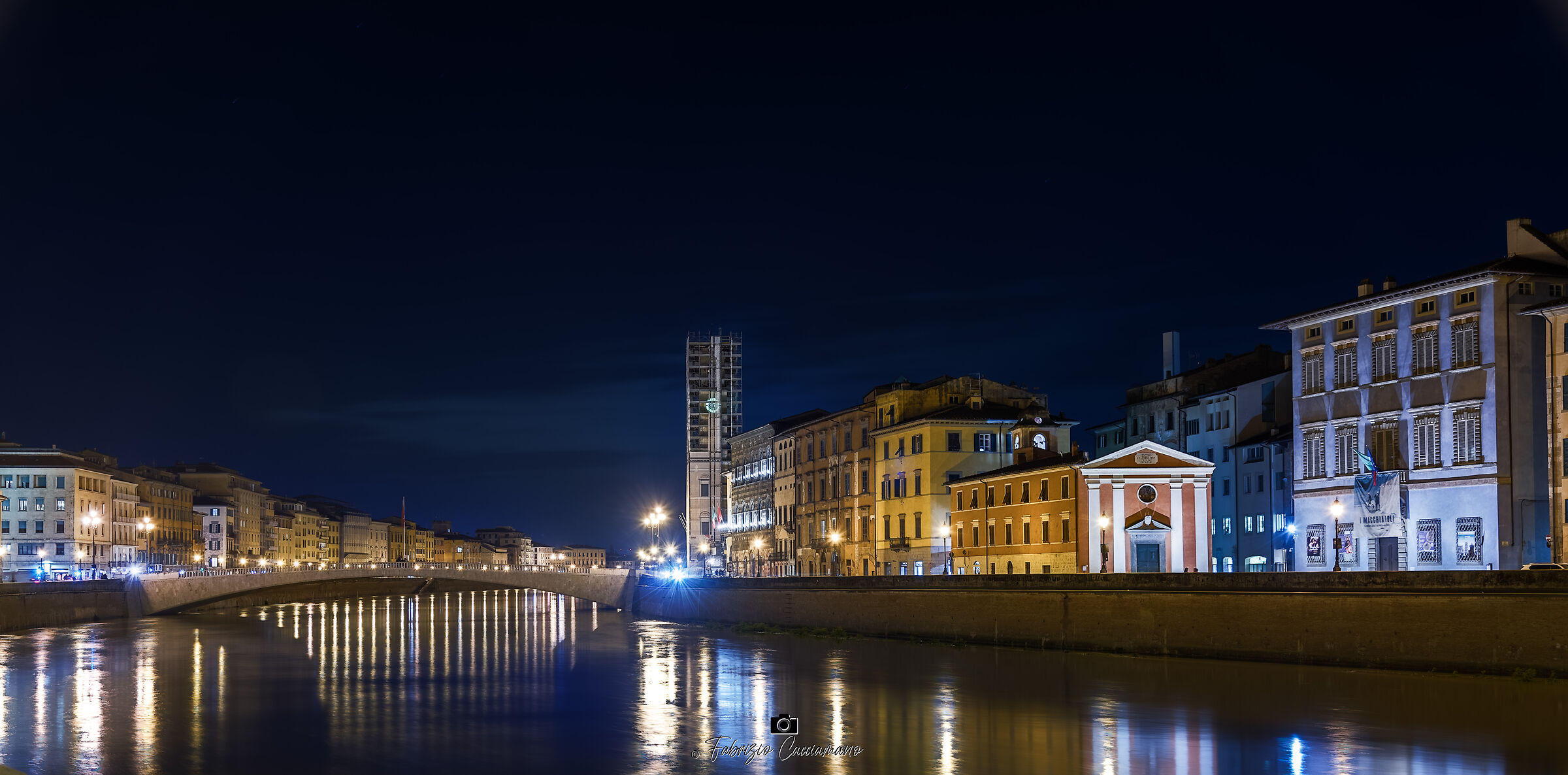 Notturno sui lungarni