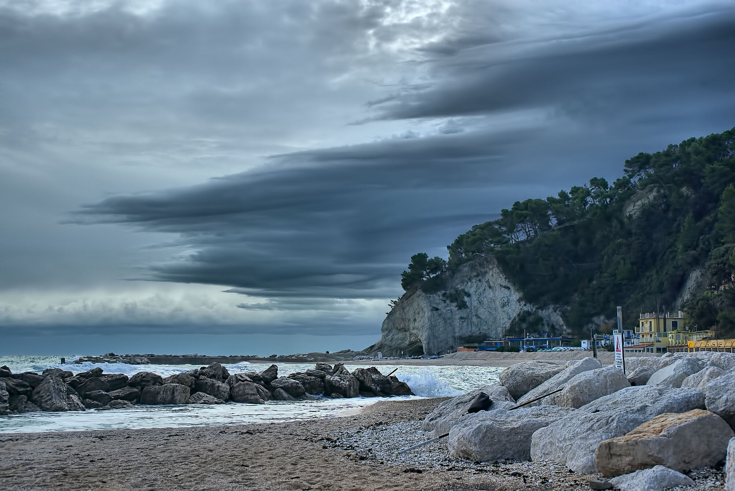 Urbani Beach (Sirolo An)