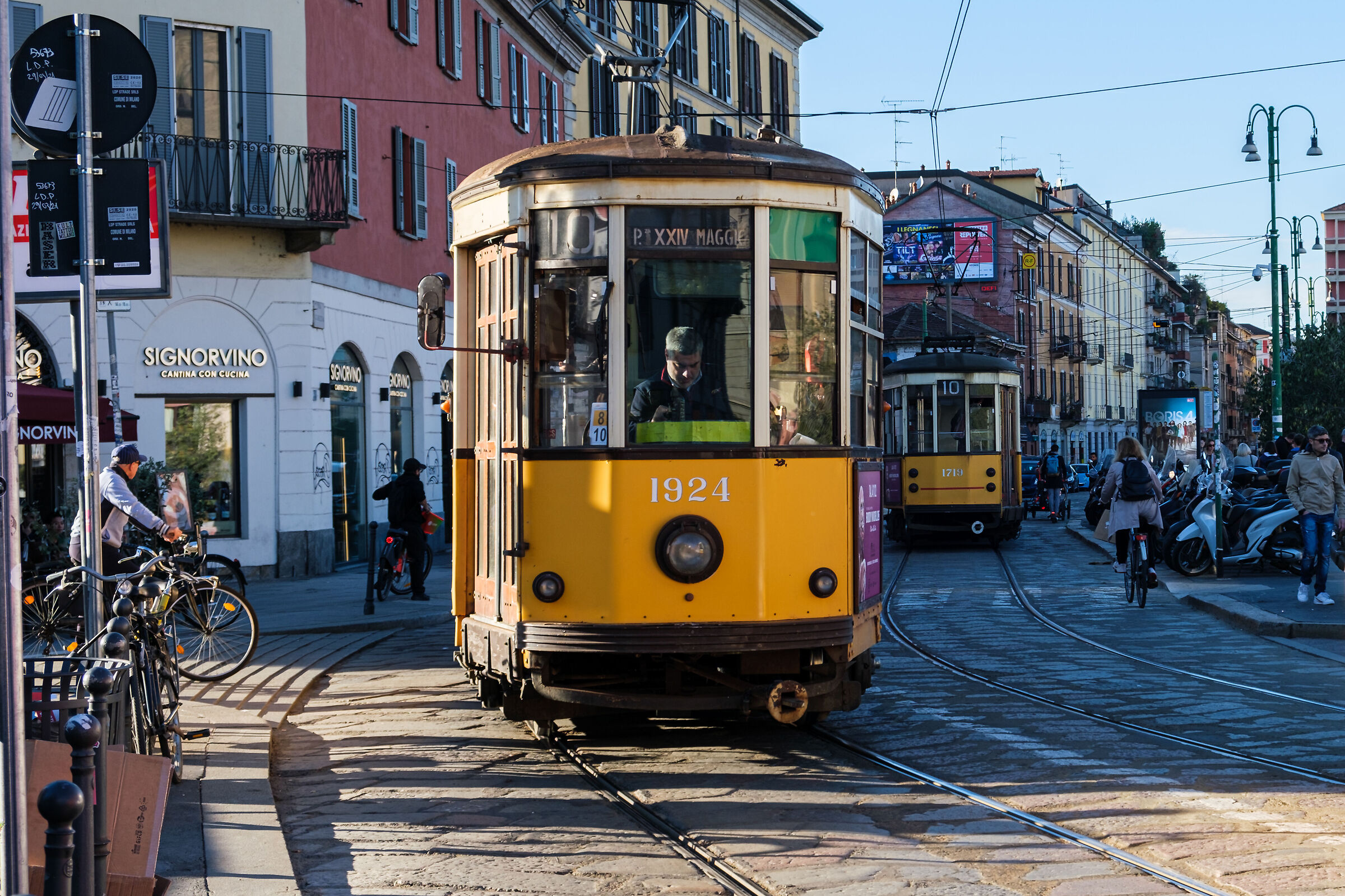 Tram Milan