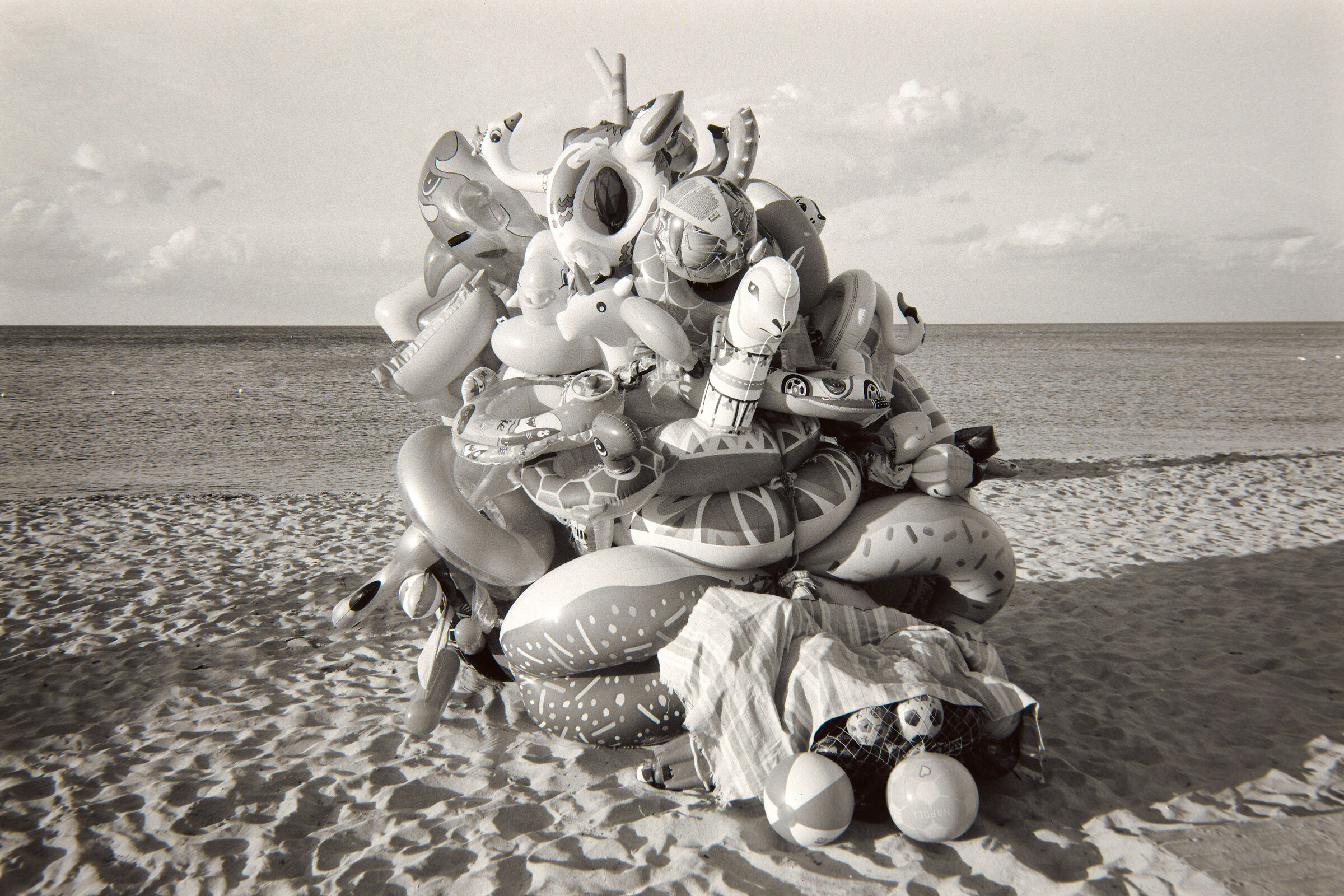 Rubber island, sicily, foma100, nikon sureshote