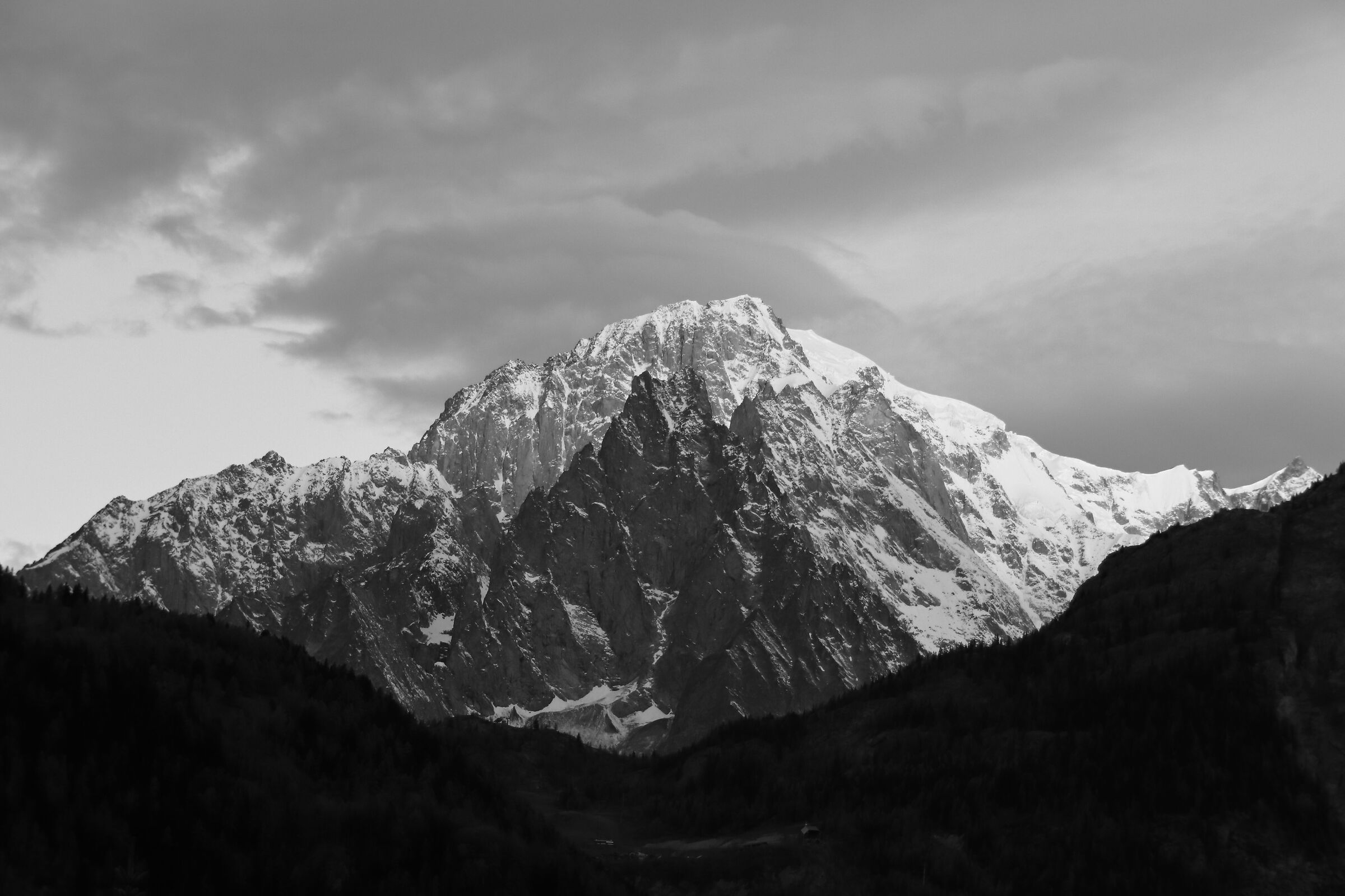 Monte Bianco B&W