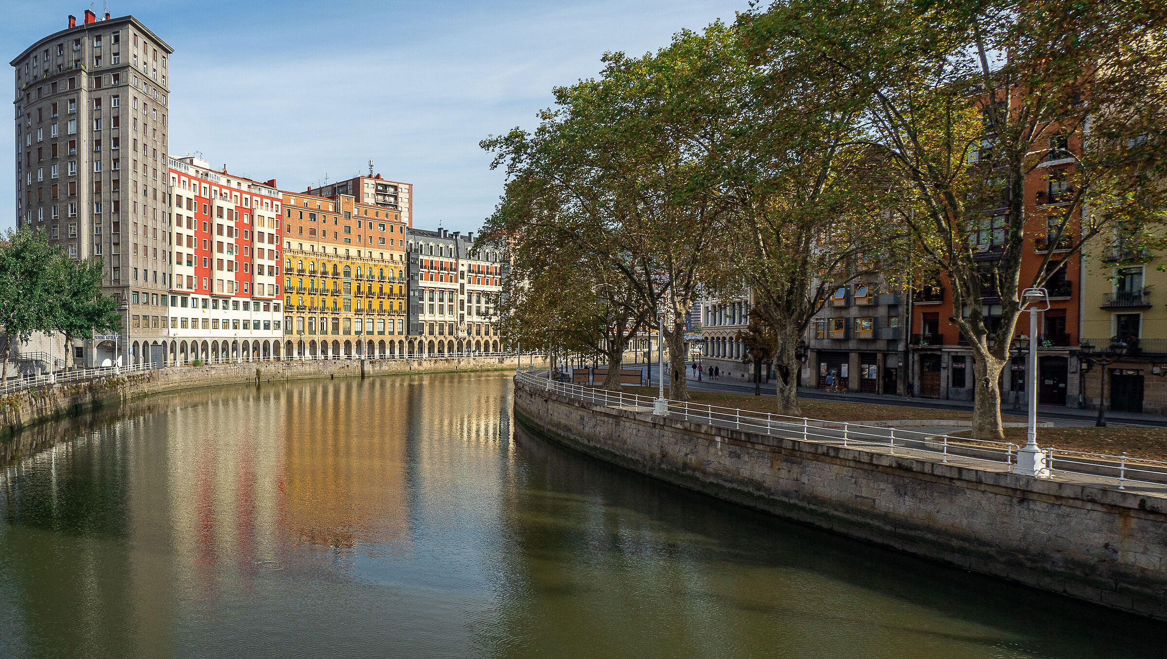 ...dall'altra parte del ponte
