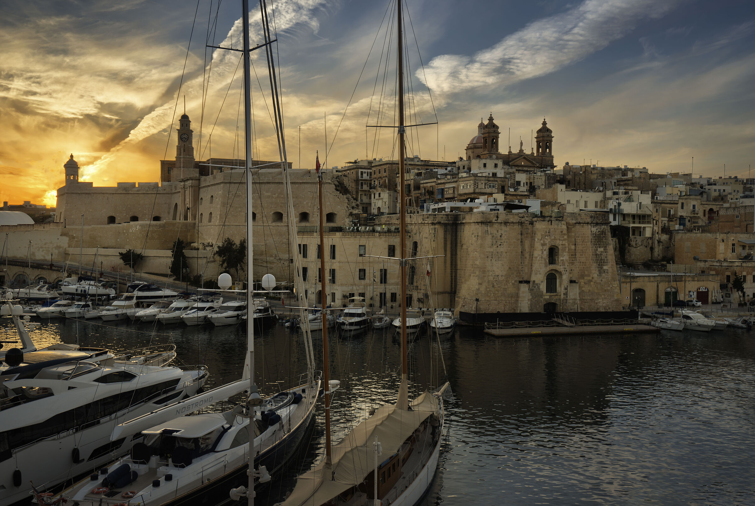 Tramonto su Senglea (Malta)