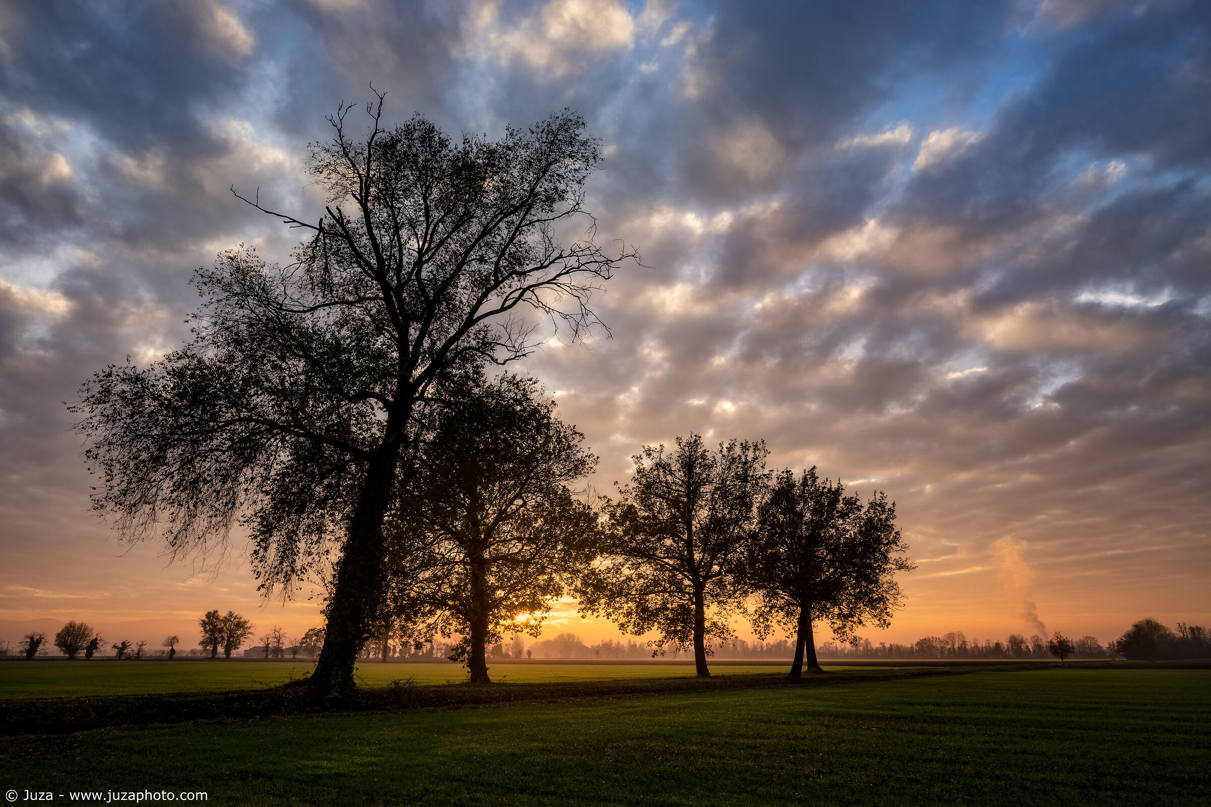 Tramonto tra i campi (Dicembre 2022)