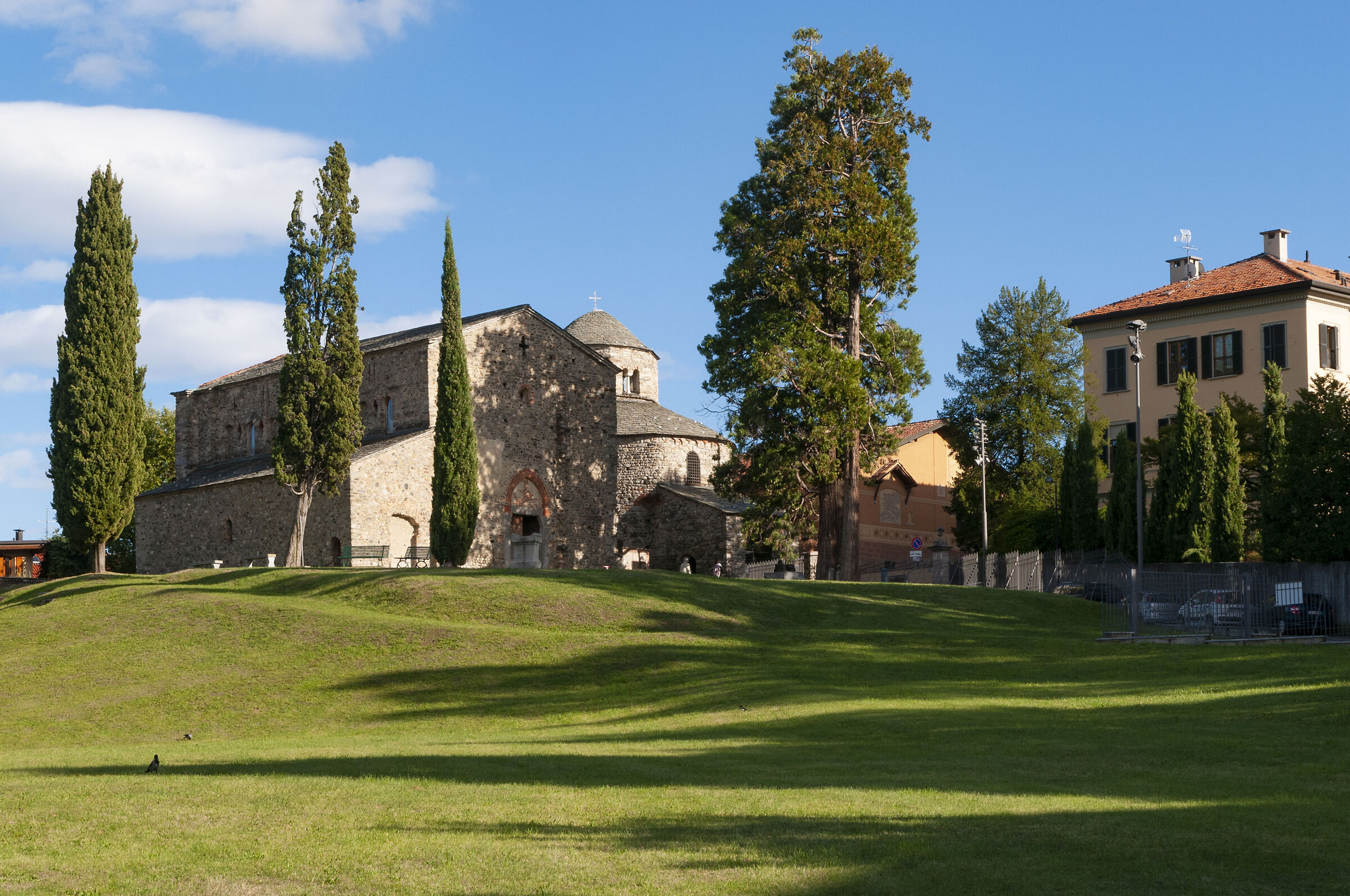 Basilica di San Vincenzo di Galliano