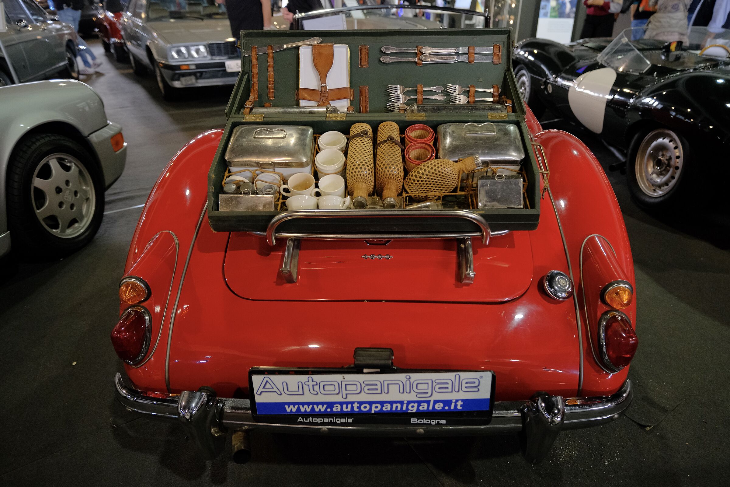 Padova Auto Epoca - Everything ready for the picnic