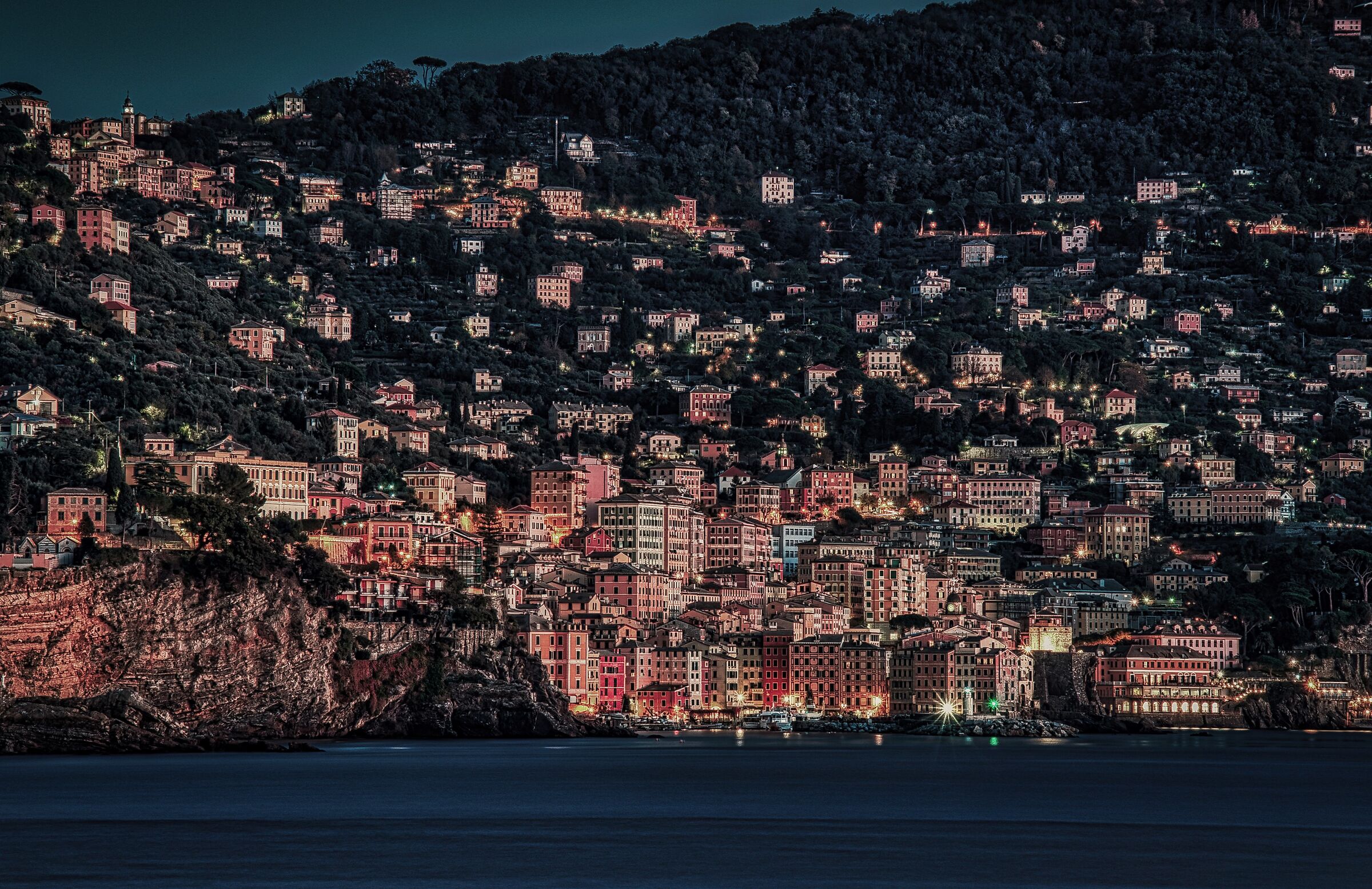 The sea in winter... arrival in Camogli