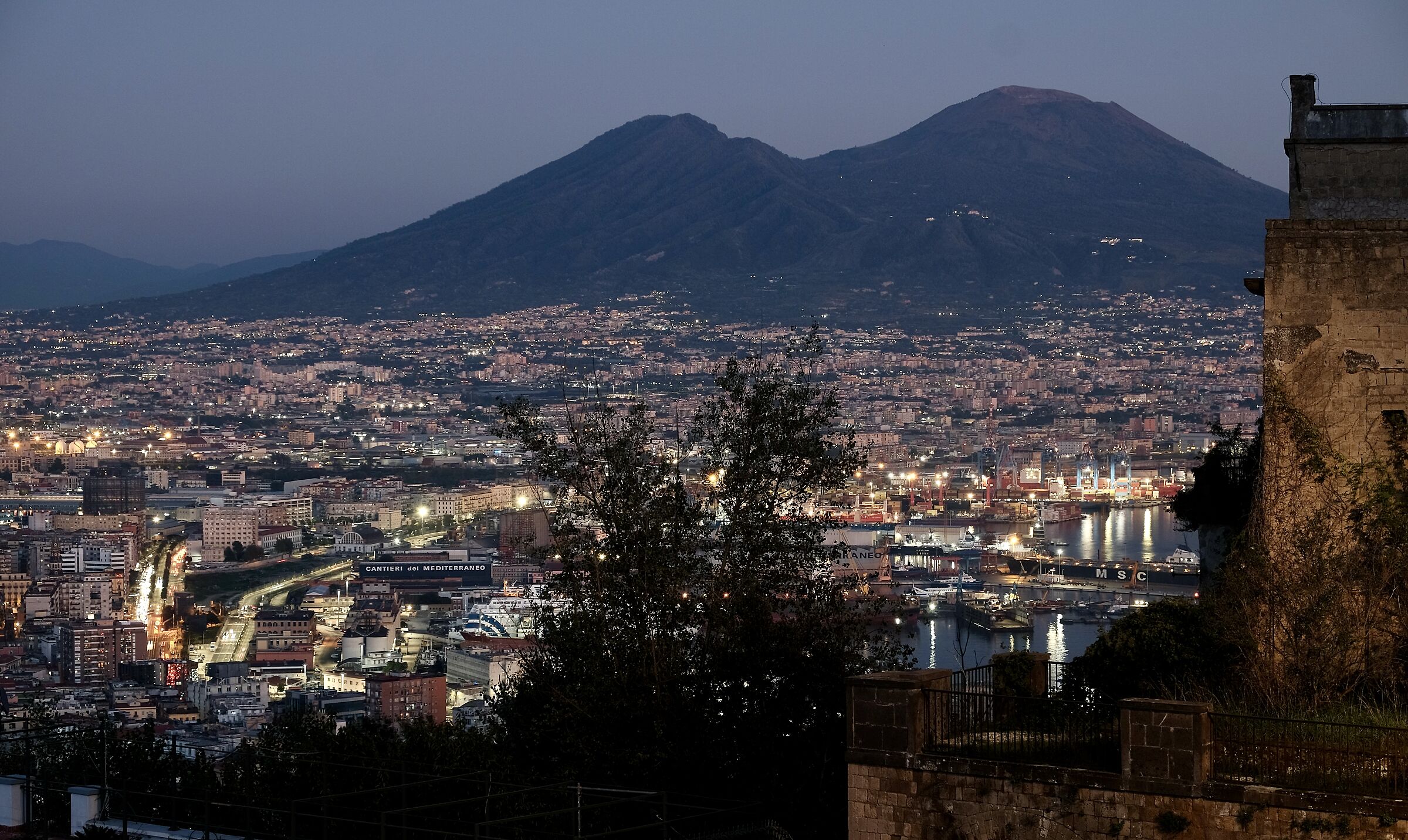 "Napule mille culure"