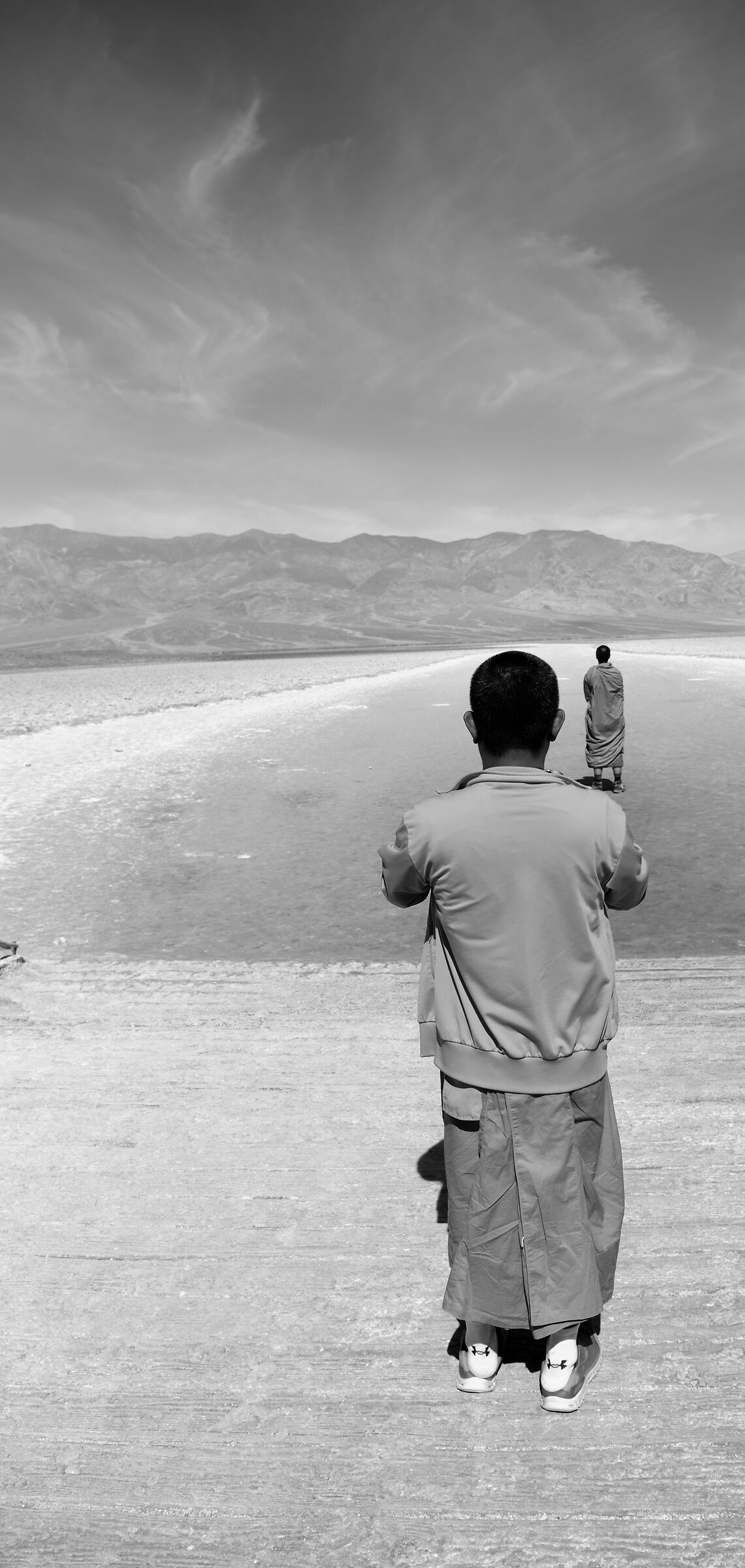 Monaci thailandesi Badwatar Death Valley