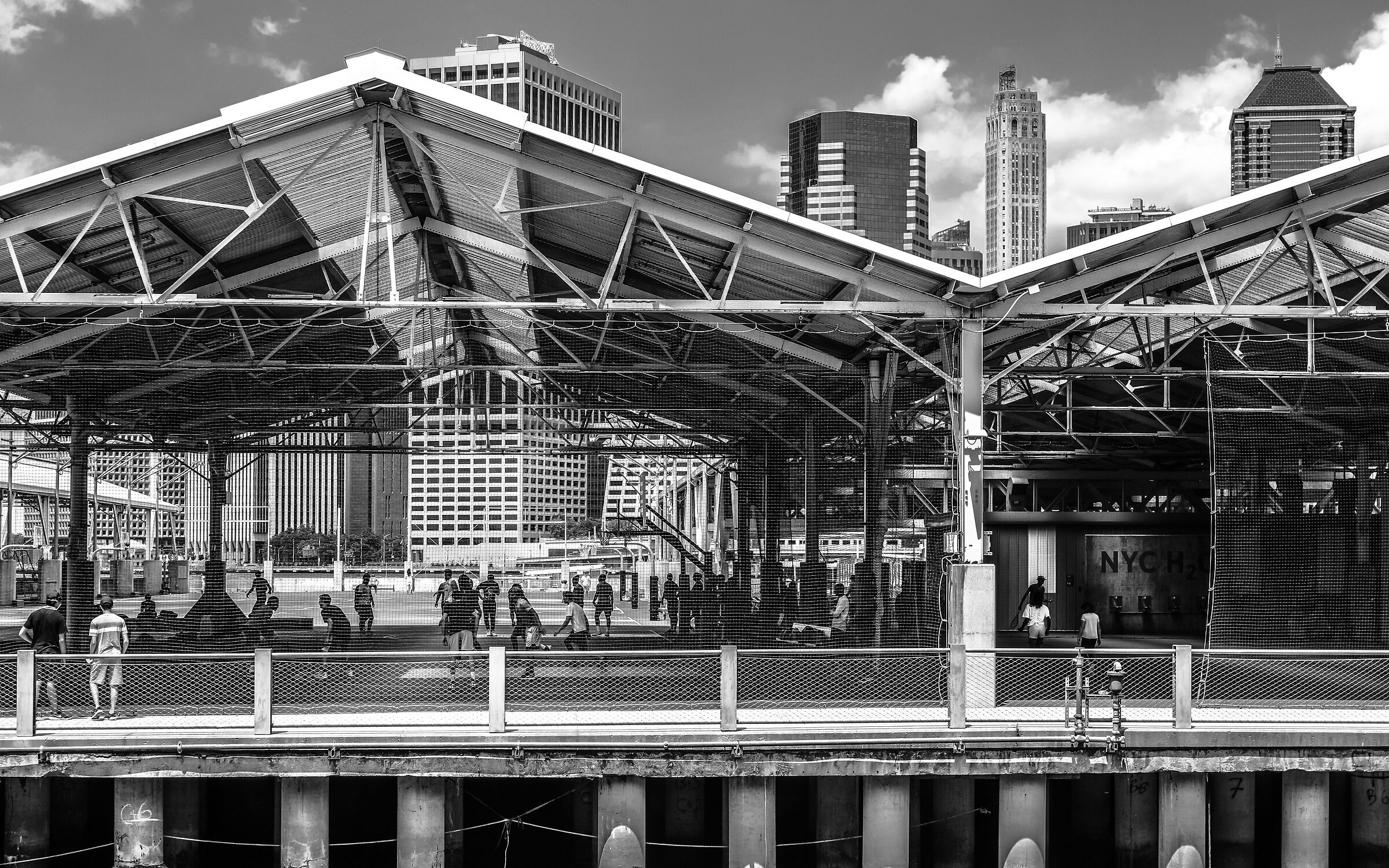 Pier 2 Brooklin Bridge