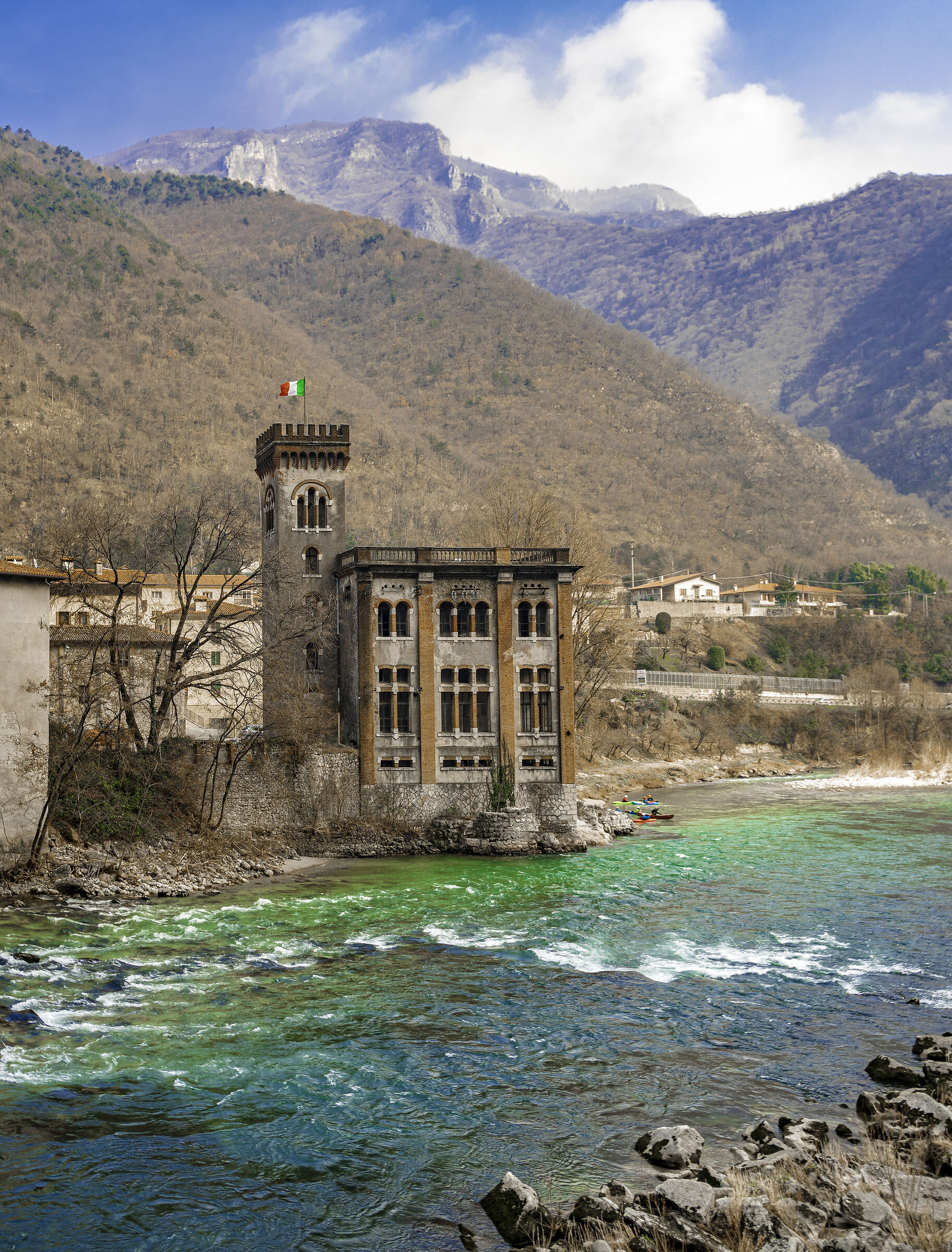 Former Guarnieri hydroelectric plant, Carpanè (VI)
