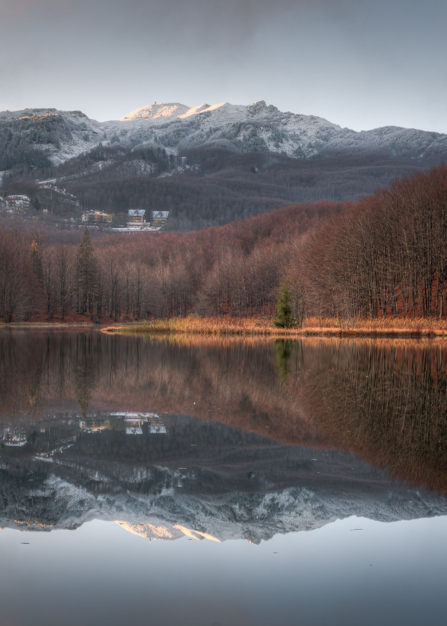 Cerreto Laghi dal Lago Pranda