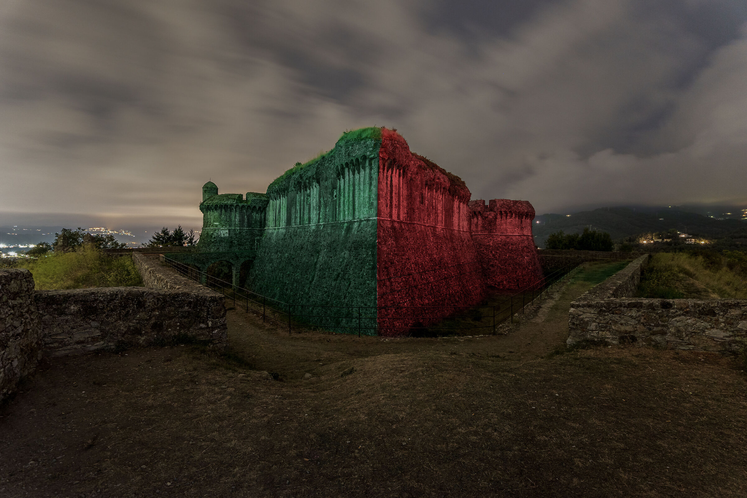 Fortezza Sarzanello colors Italy