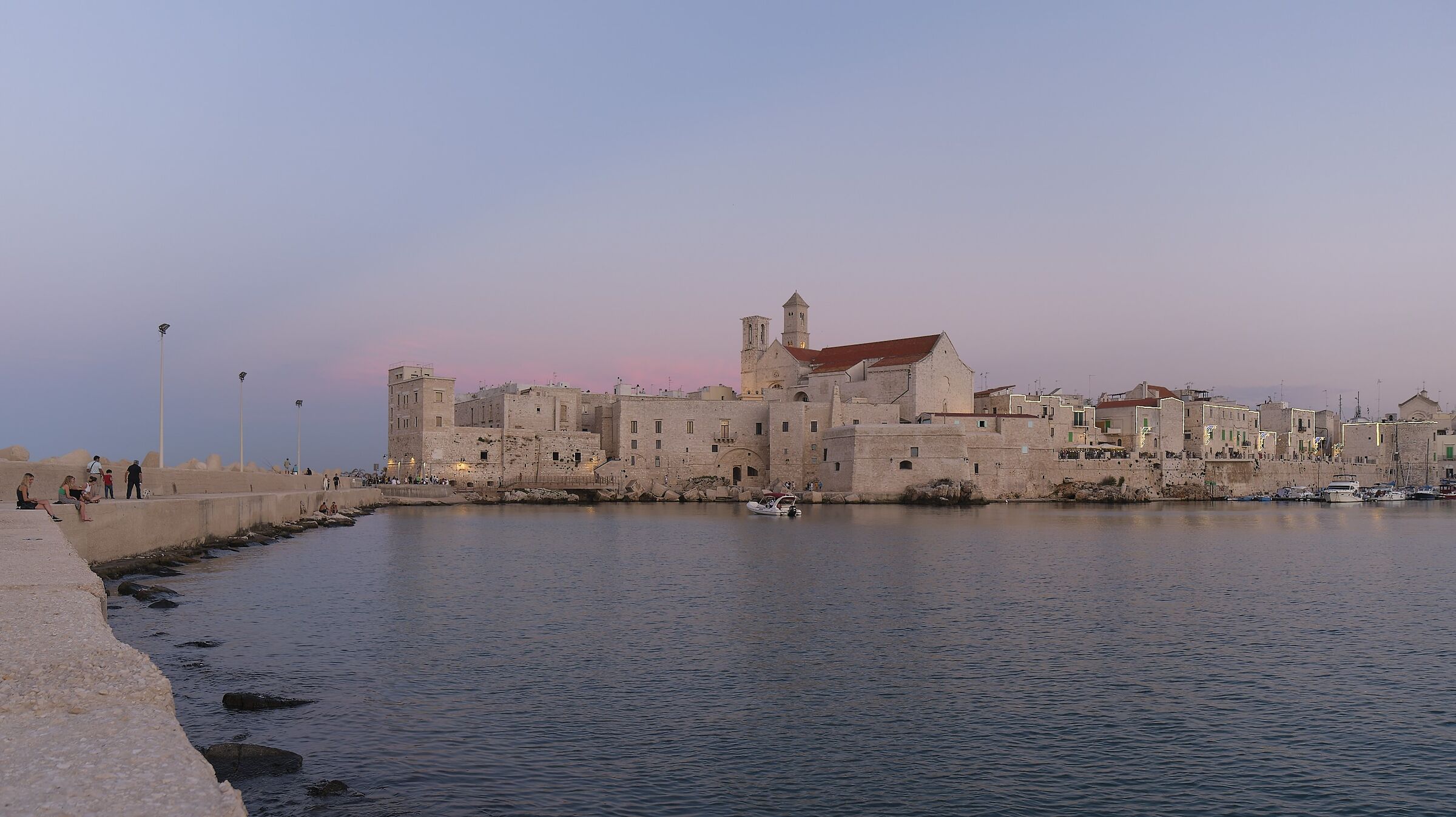Nel porticciolo di Giovinazzo