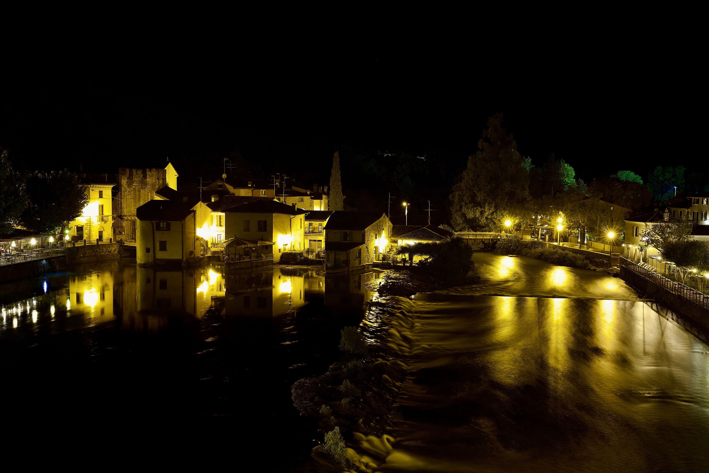 Metti una sera a … …