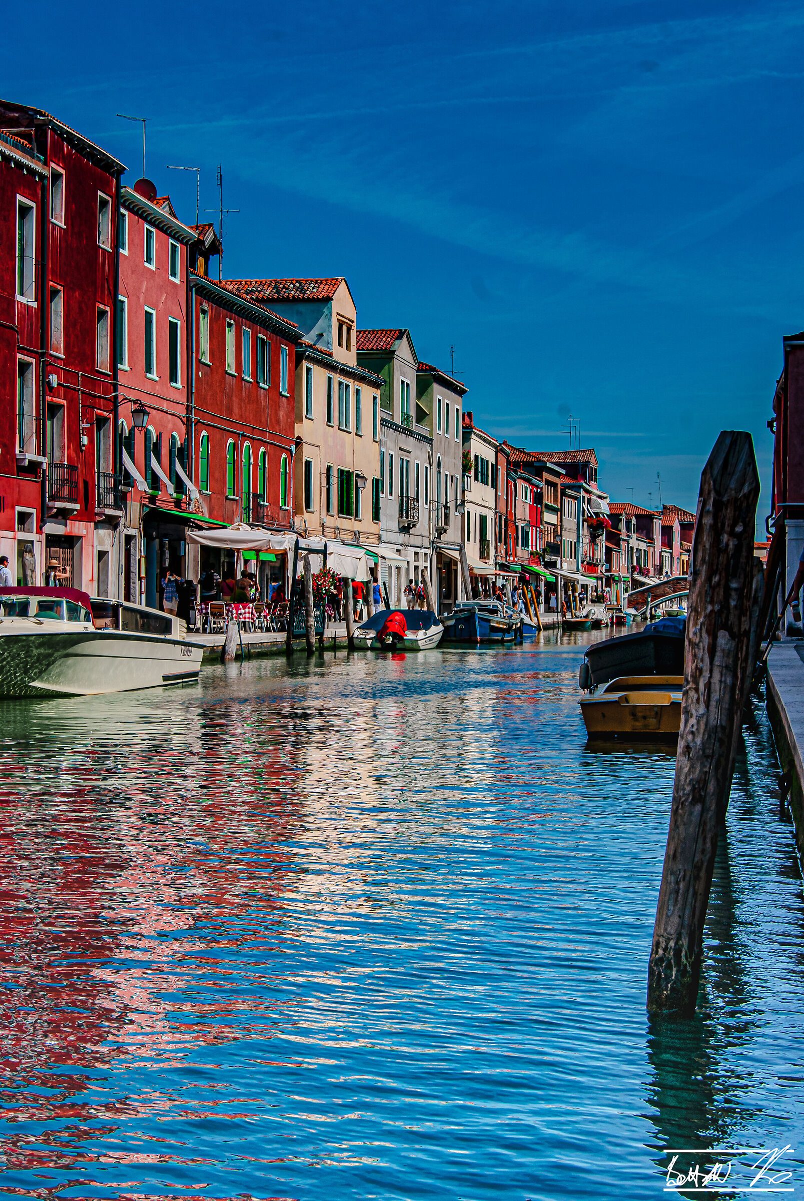 Venice: glimpse of Burano