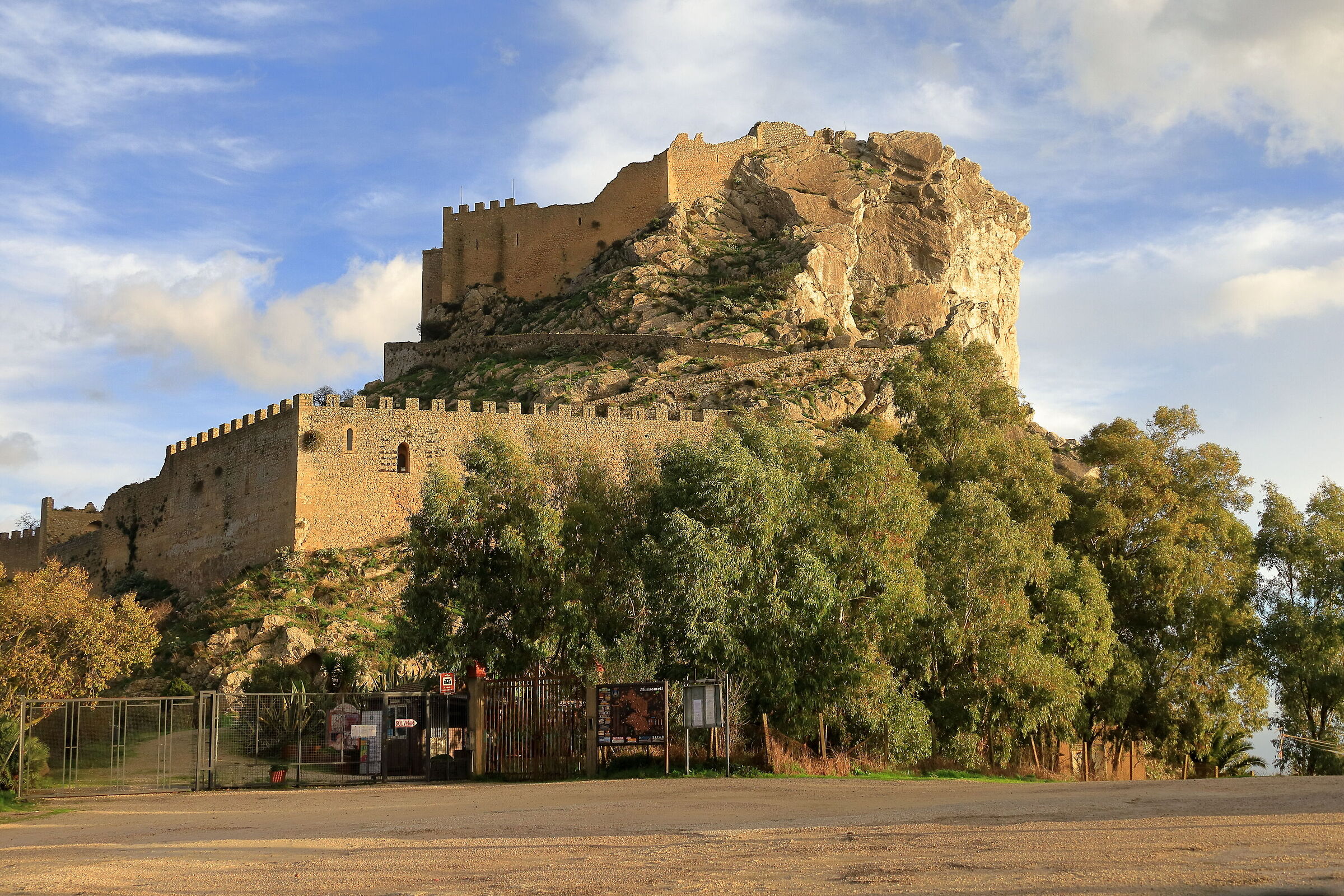 Manfredonico Castle XIII Sec.