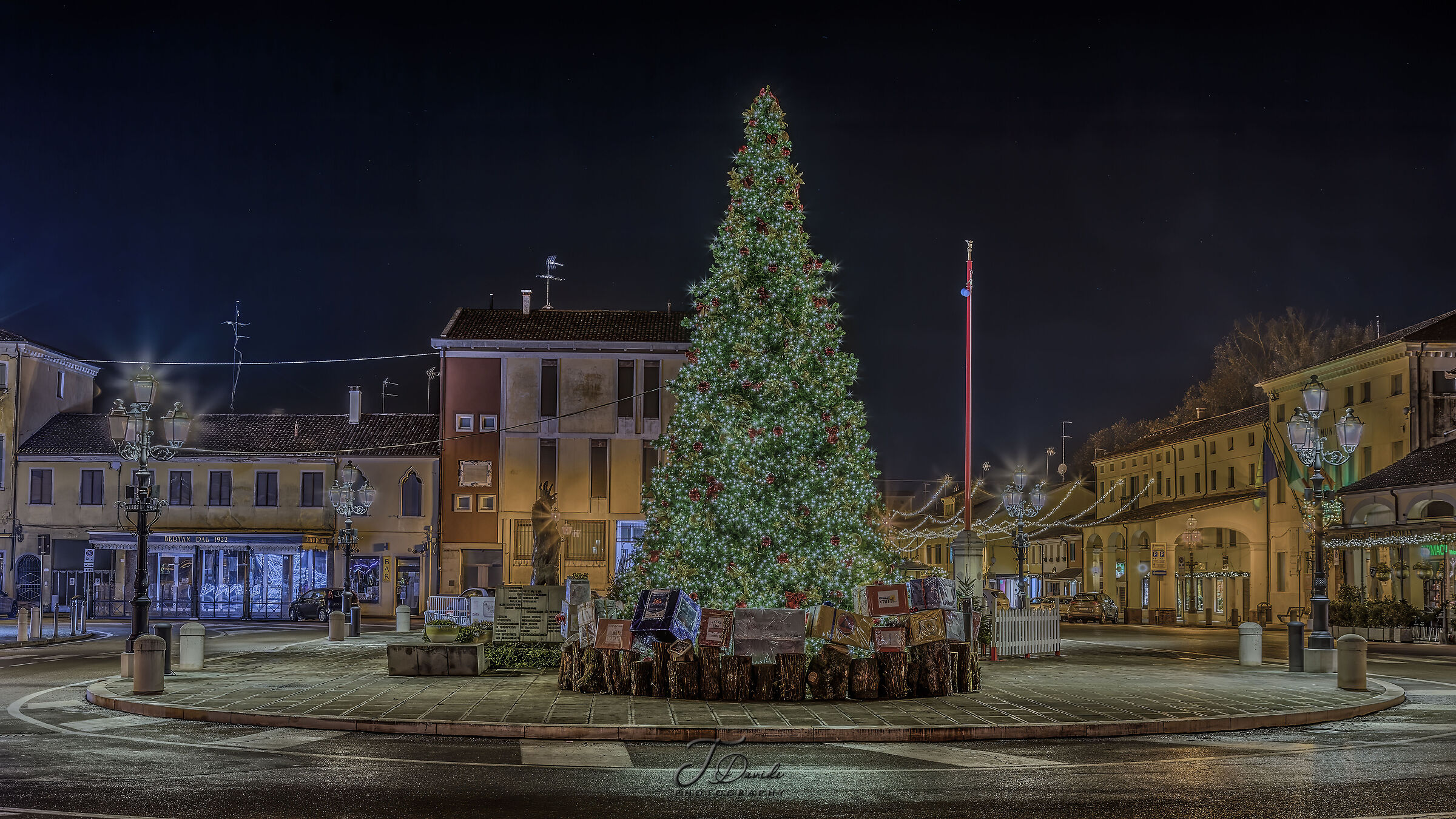 Waiting for Christmas (Mirano VE)