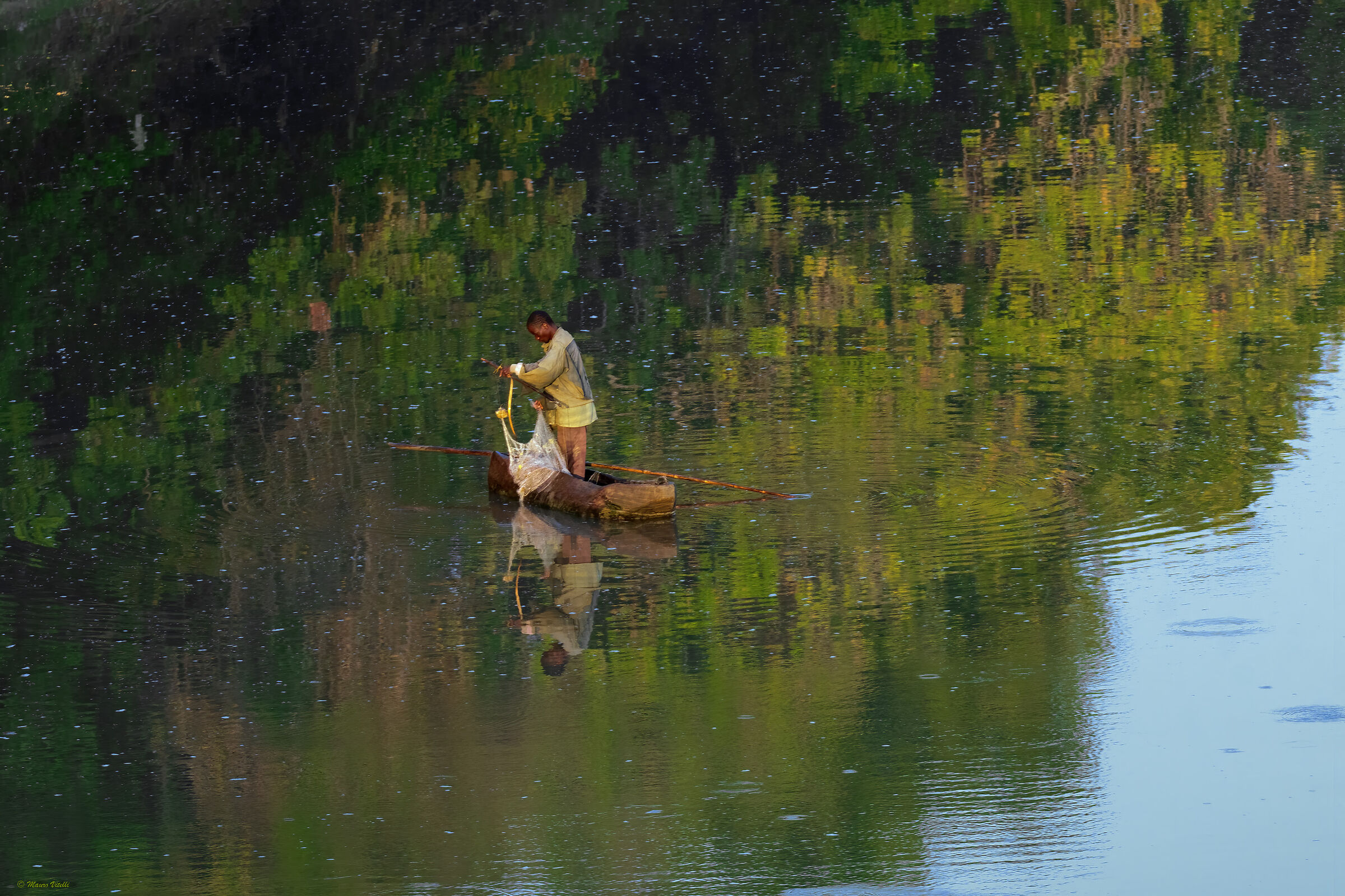 Fisherman South Luangwa (Zambia)
