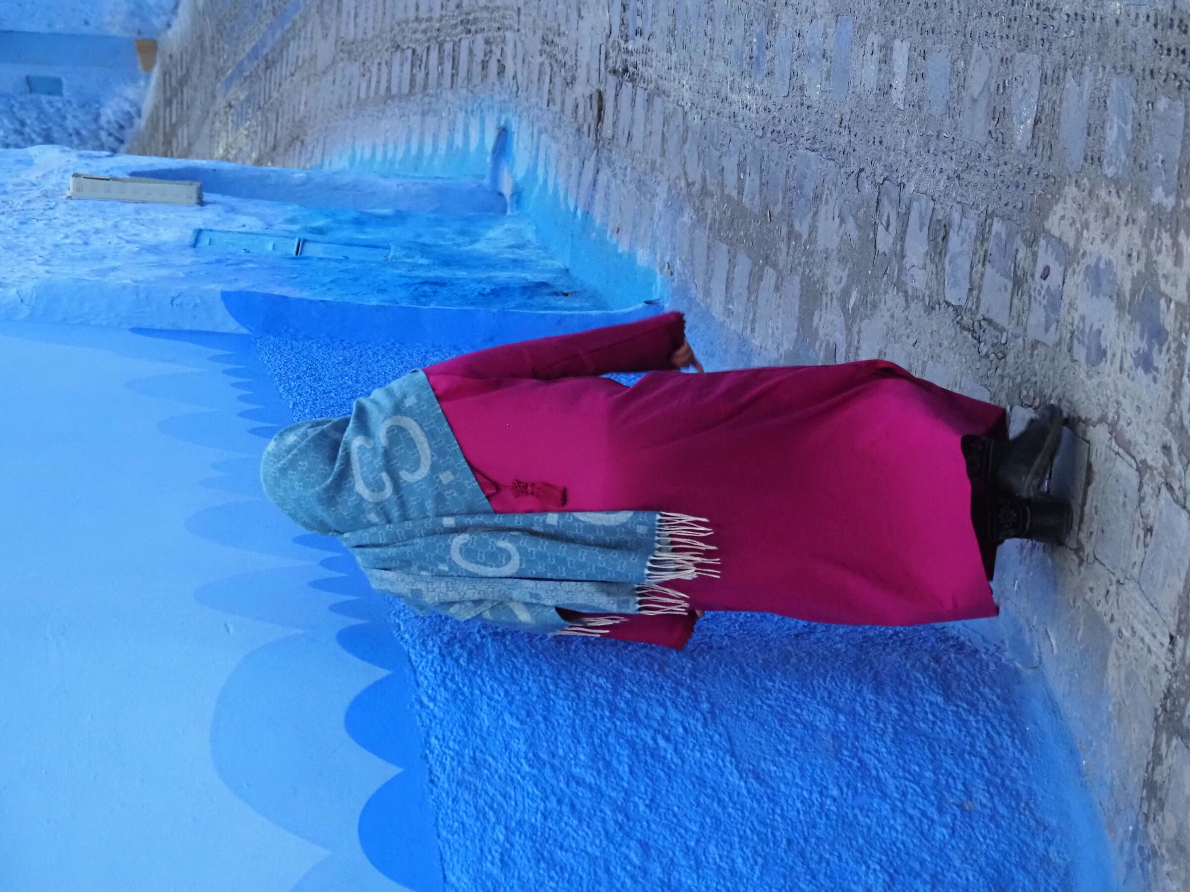 Woman in pink in Chefchauen