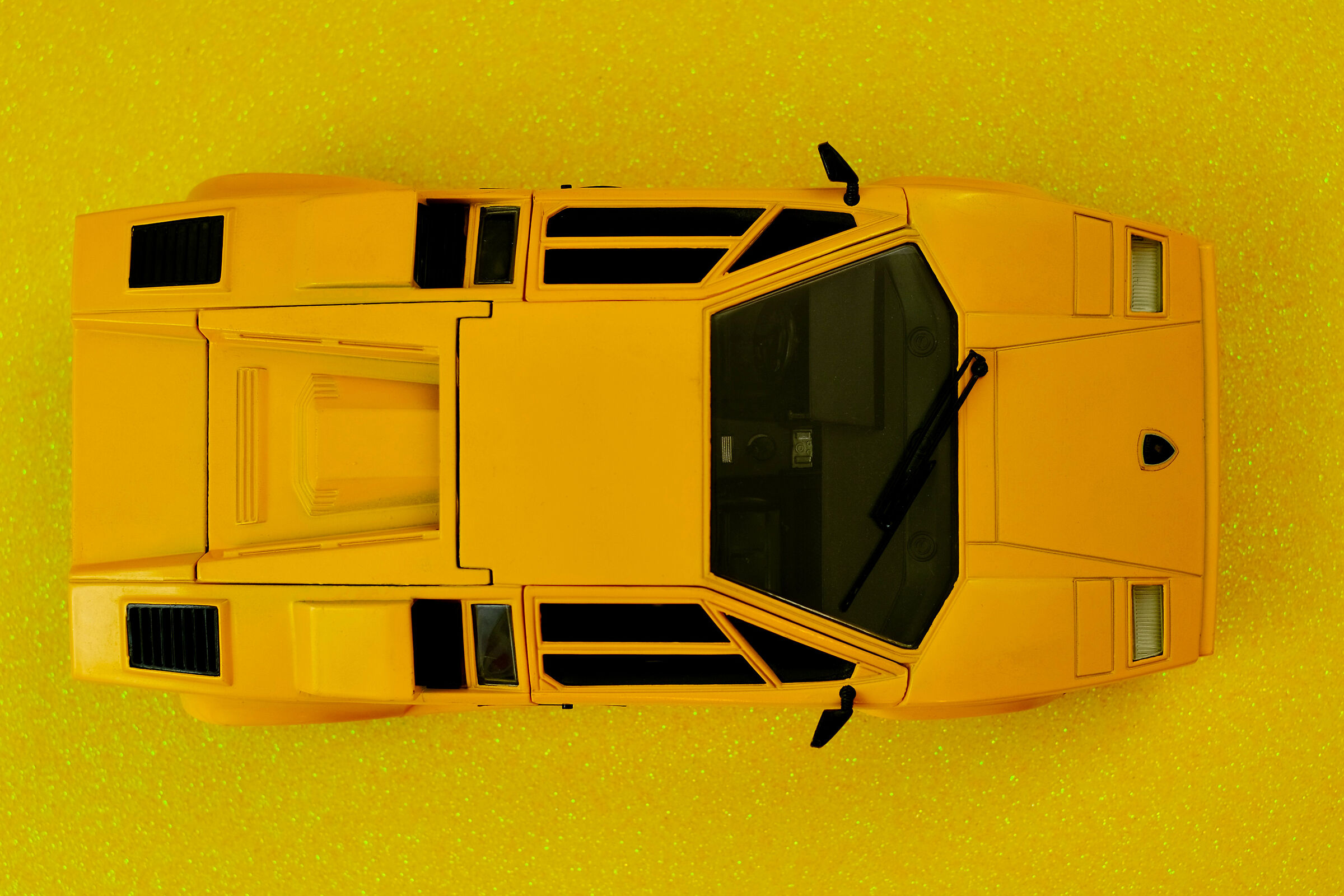 Yellow 3 - Lamborghini Countach