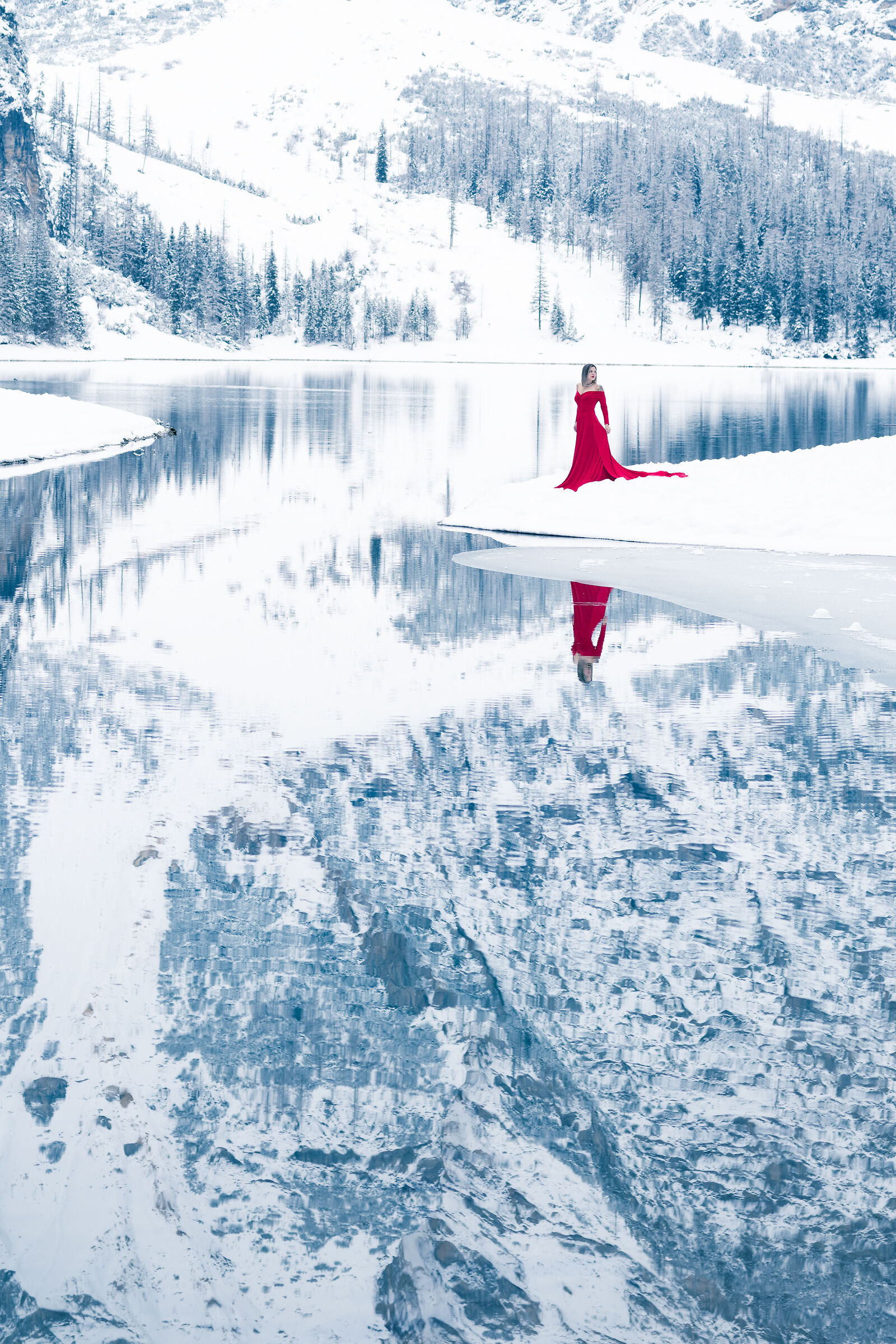 wedding in red